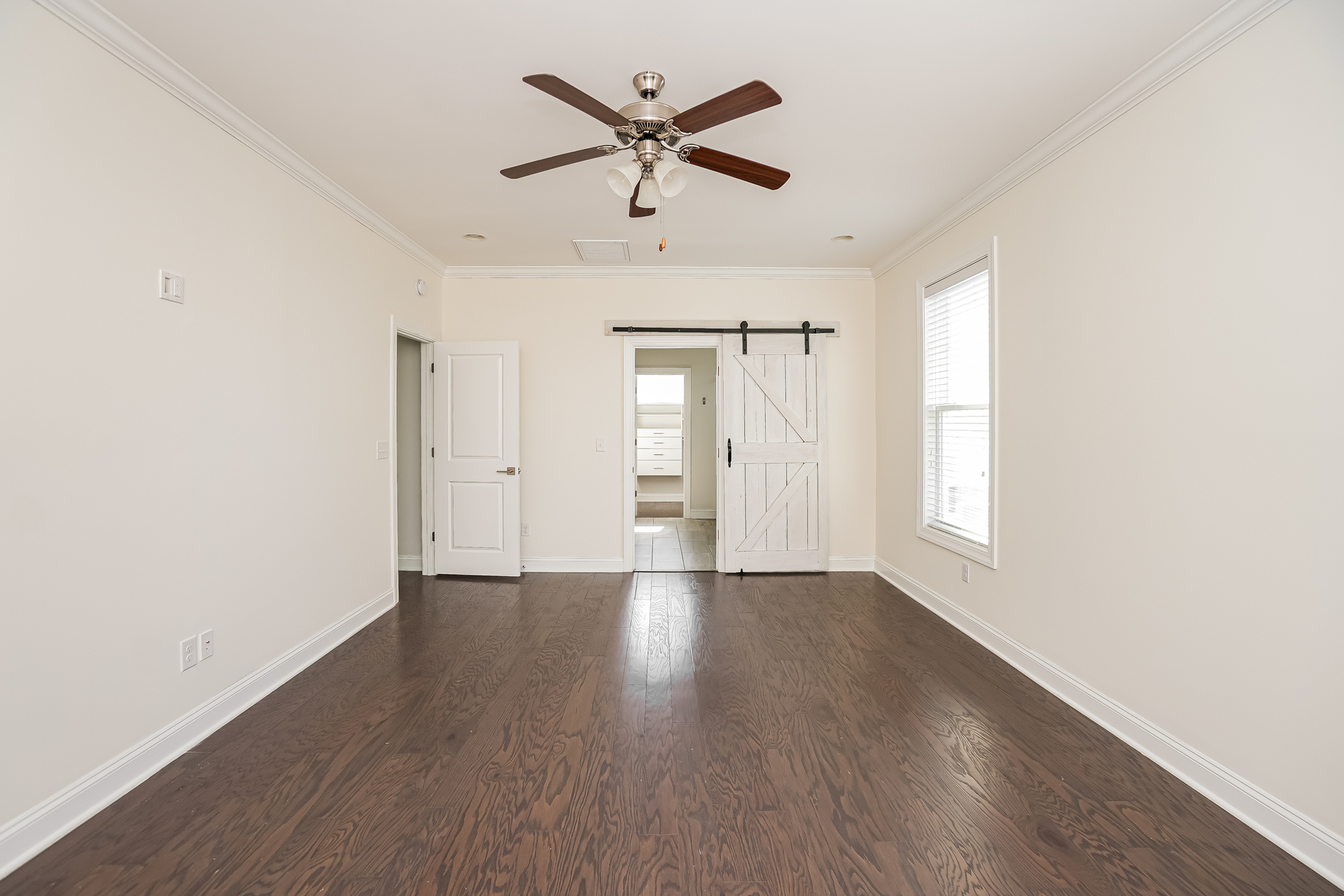 Photo 14 of 22 of 1557 Fort Palmetto Cir, Mount Pleasant, SC