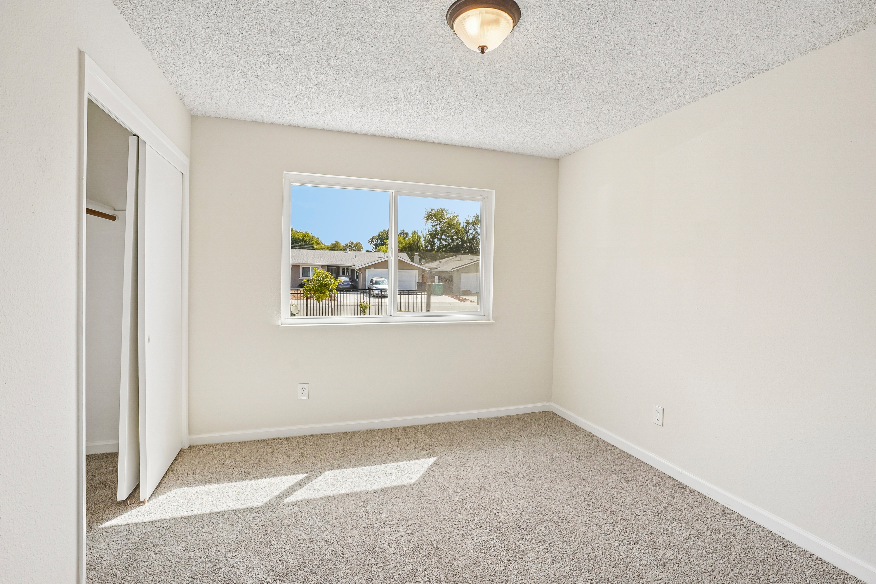 Photo 39 of 42 of 317 Goya Dr, Stockton, CA