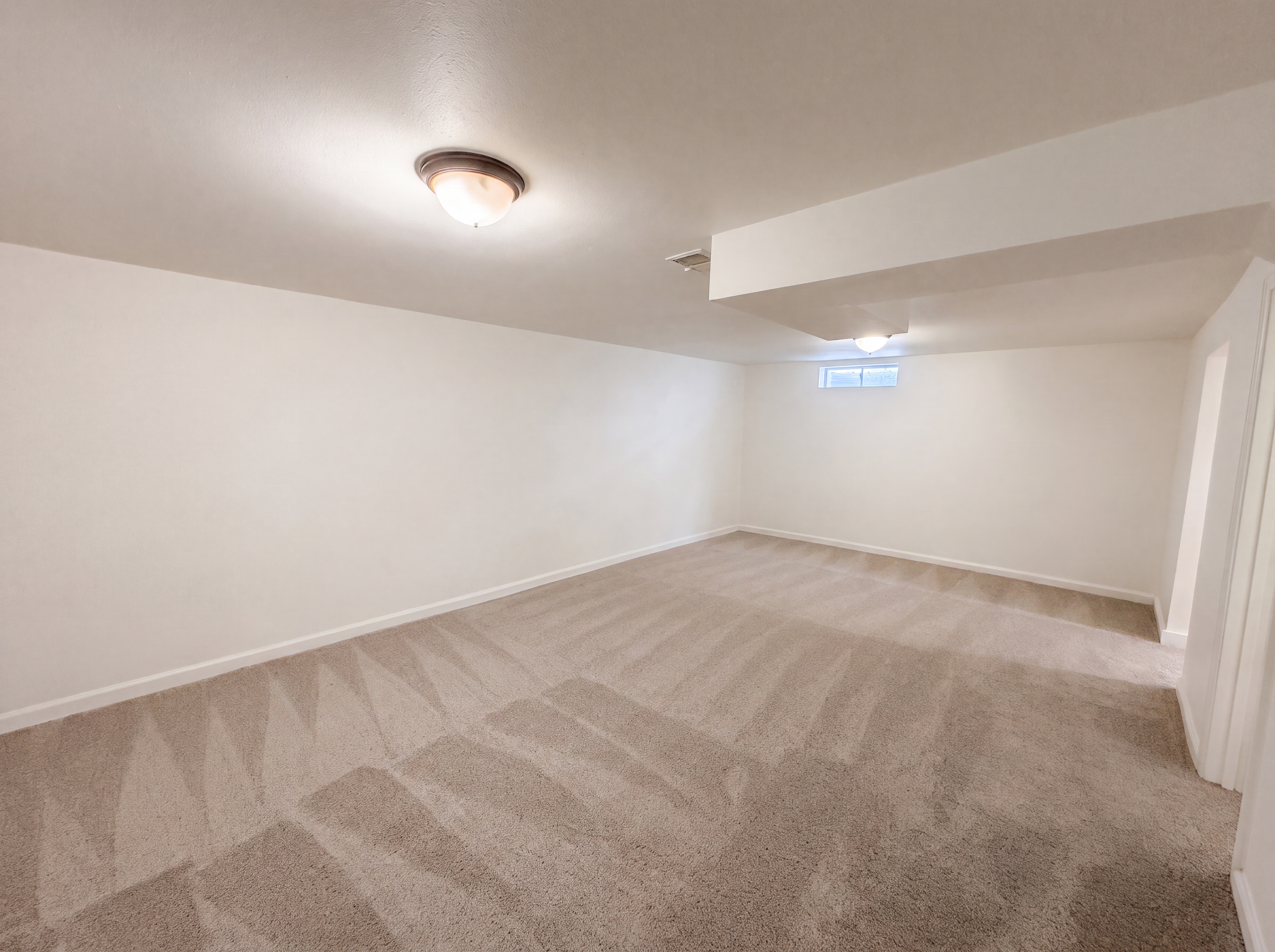 Photo 16 of 23 of 9190 Cypress Dr, Thornton, CO