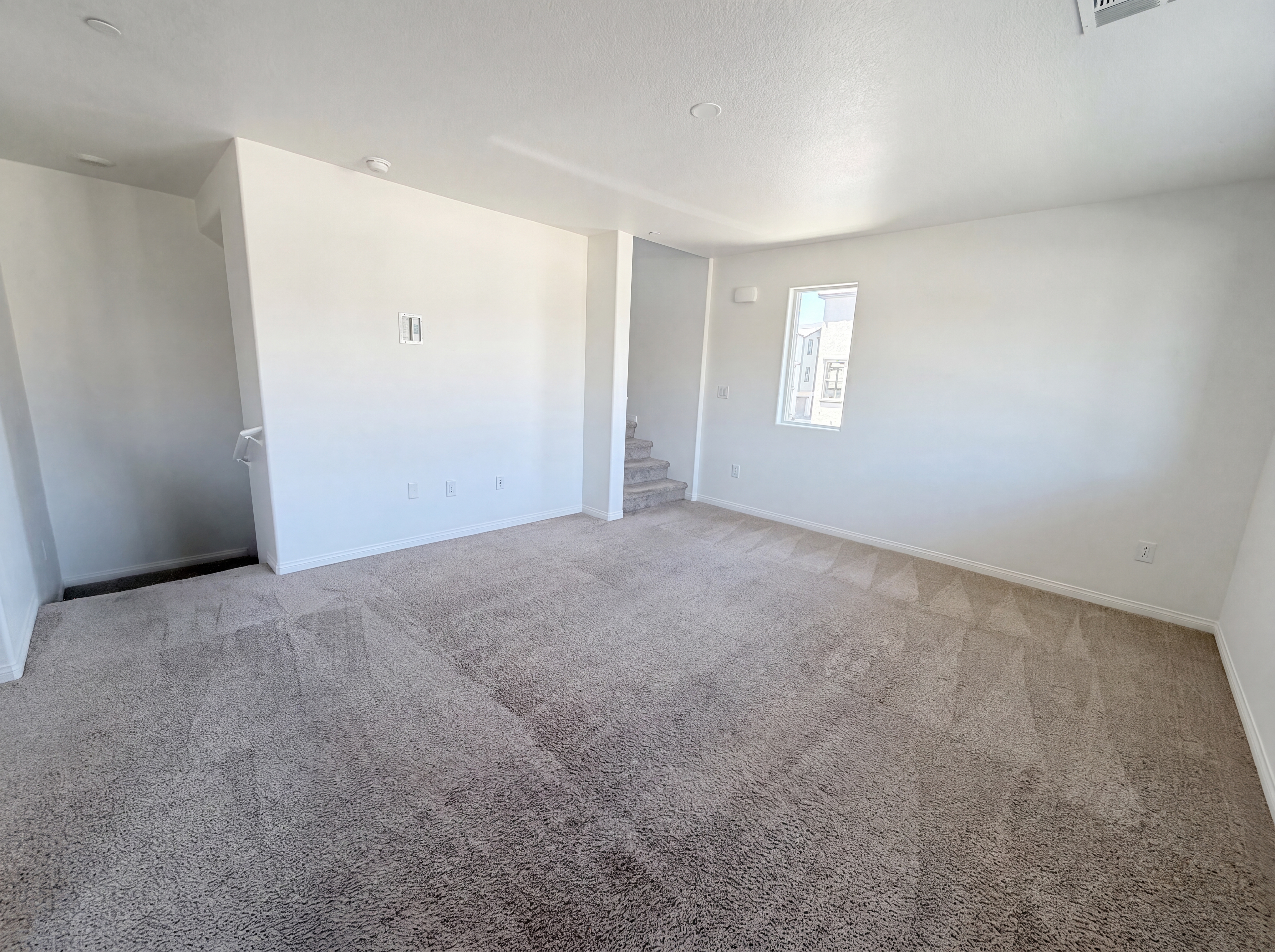 Photo 11 of 39 of 6929 Crimson Shadow St, North Las Vegas, NV