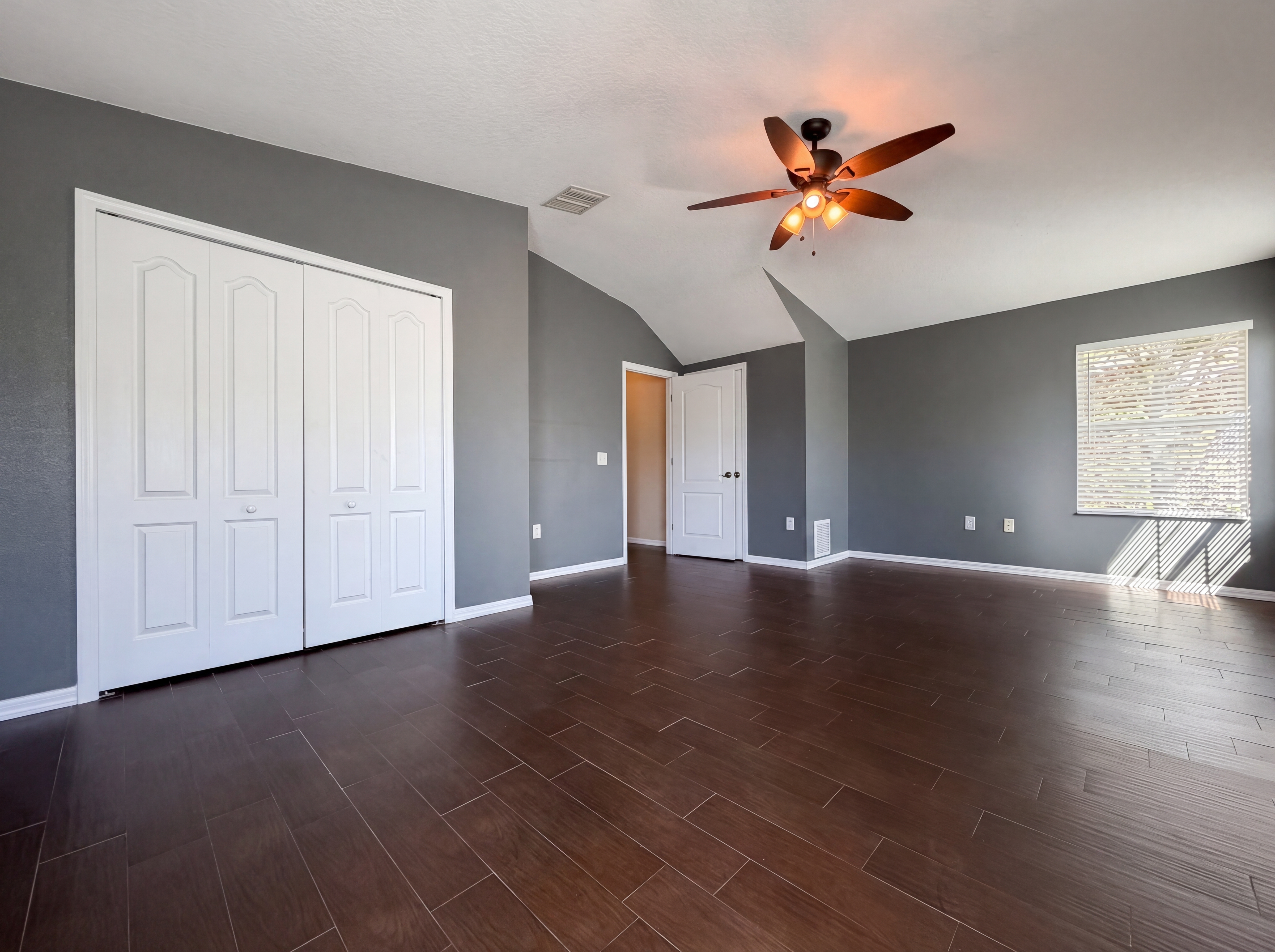 Photo 17 of 36 of 12437 Field Point Way, Spring Hill, FL