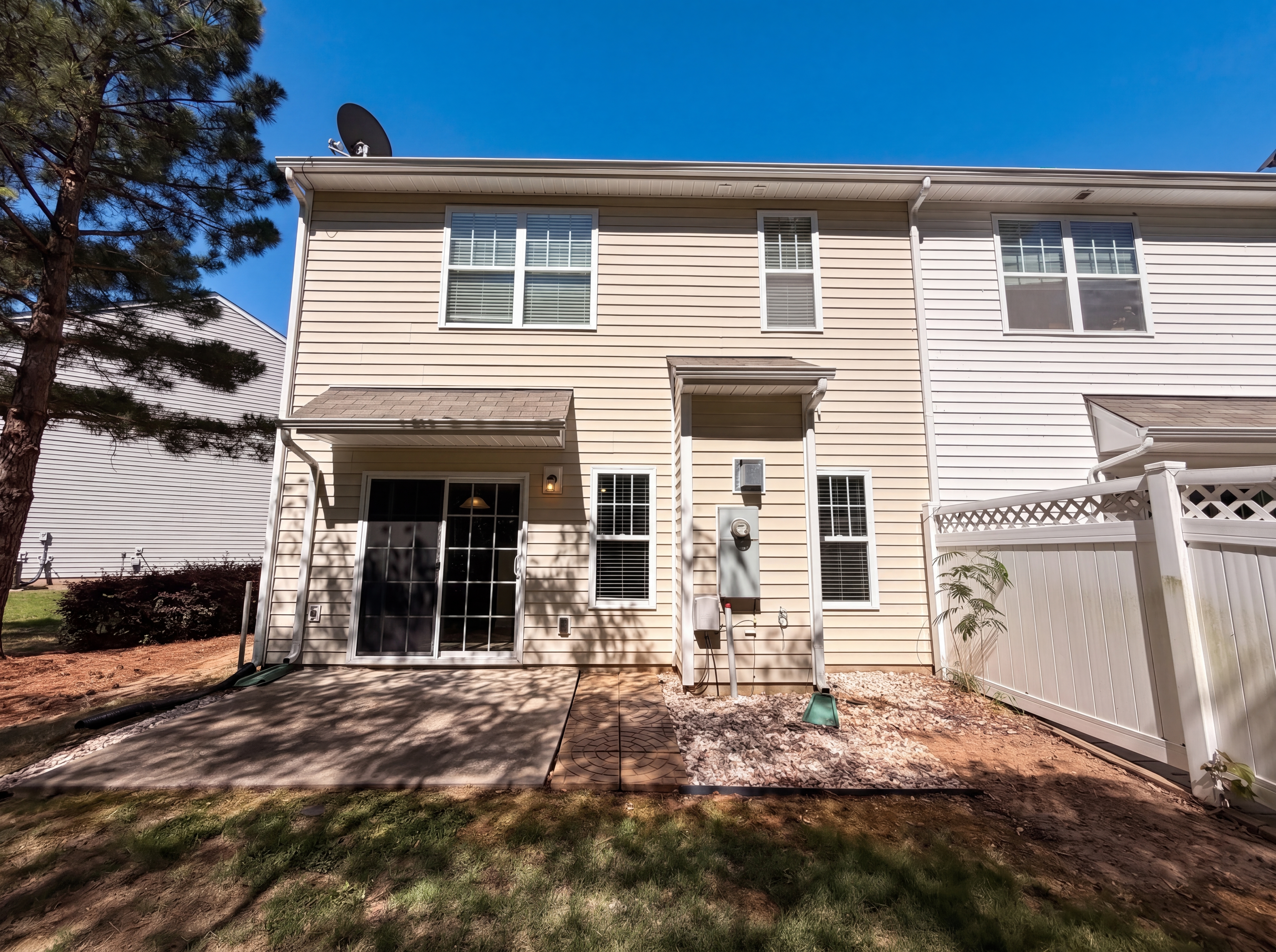 Photo 5 of 19 of 13809 Singleleaf Ln, Charlotte, NC