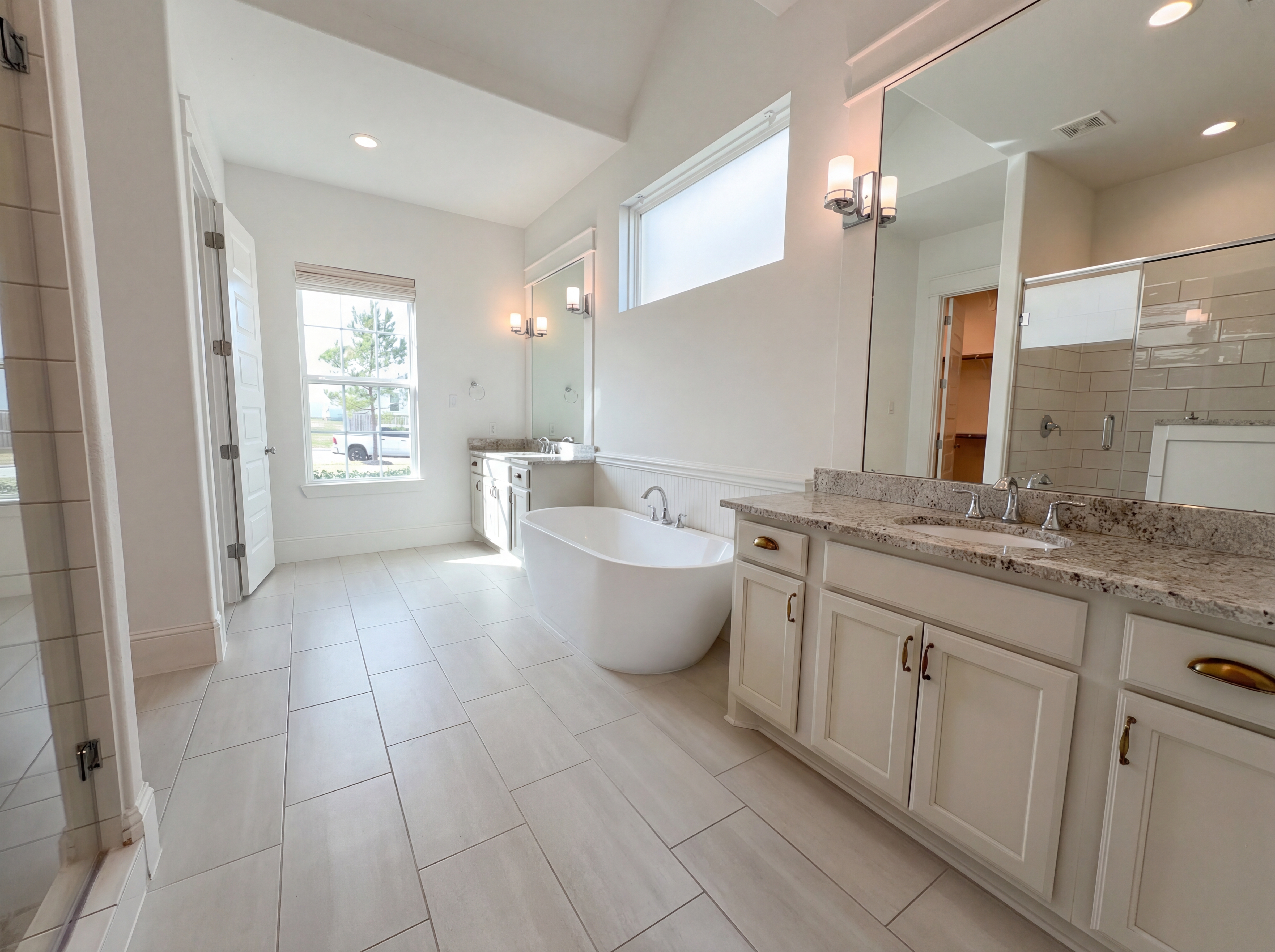 Photo 15 of 23 of 2333 Goldenglade Dr, Conroe, TX