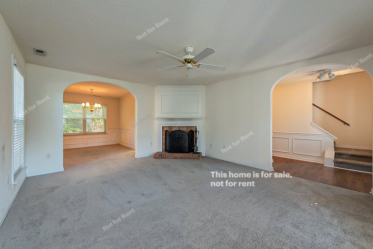 Photo 7 of 19 - 502 Ascott Way, Durham, NC 27713