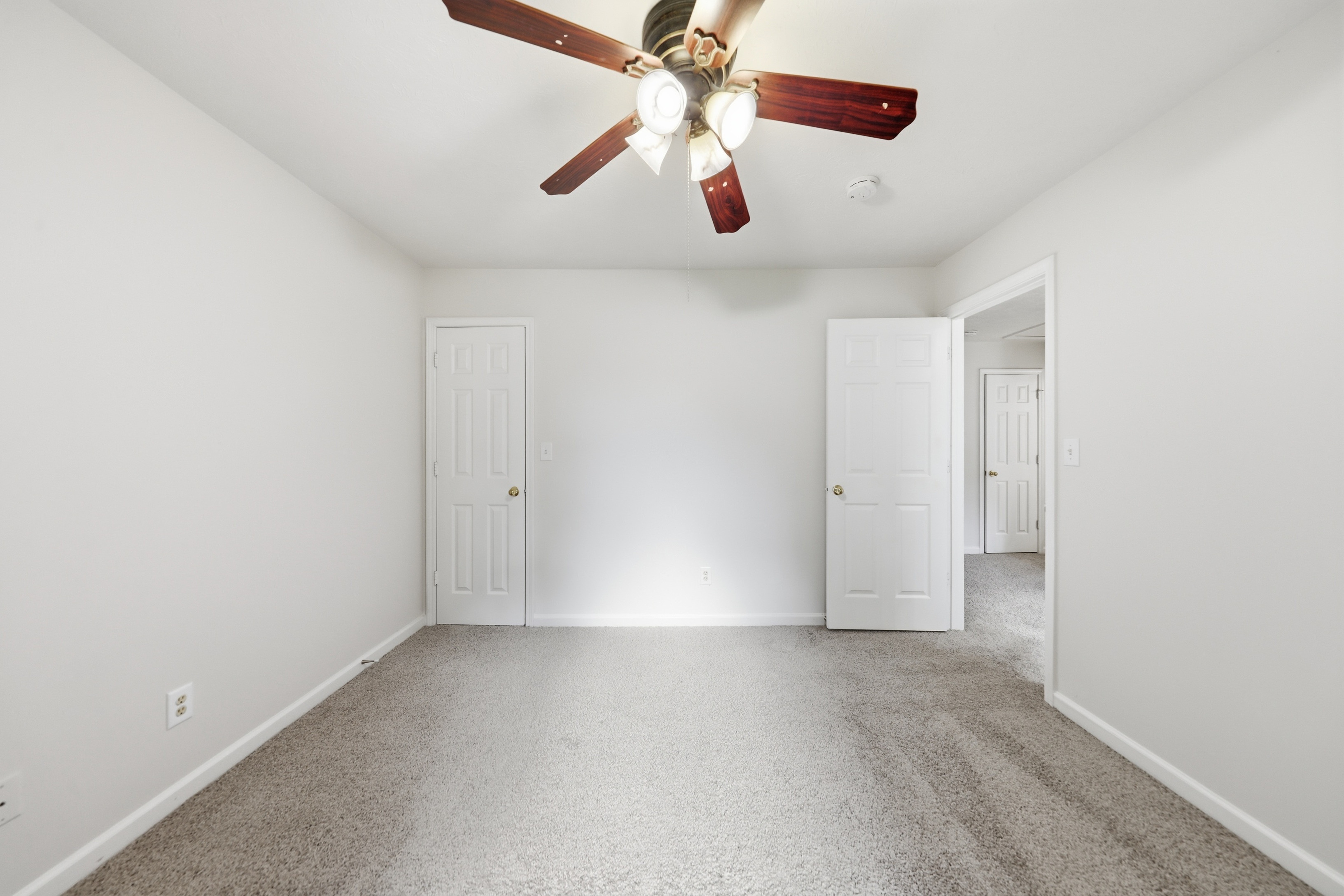 Photo 20 of 39 of 208 Foxdale Ct, Lagrange, GA
