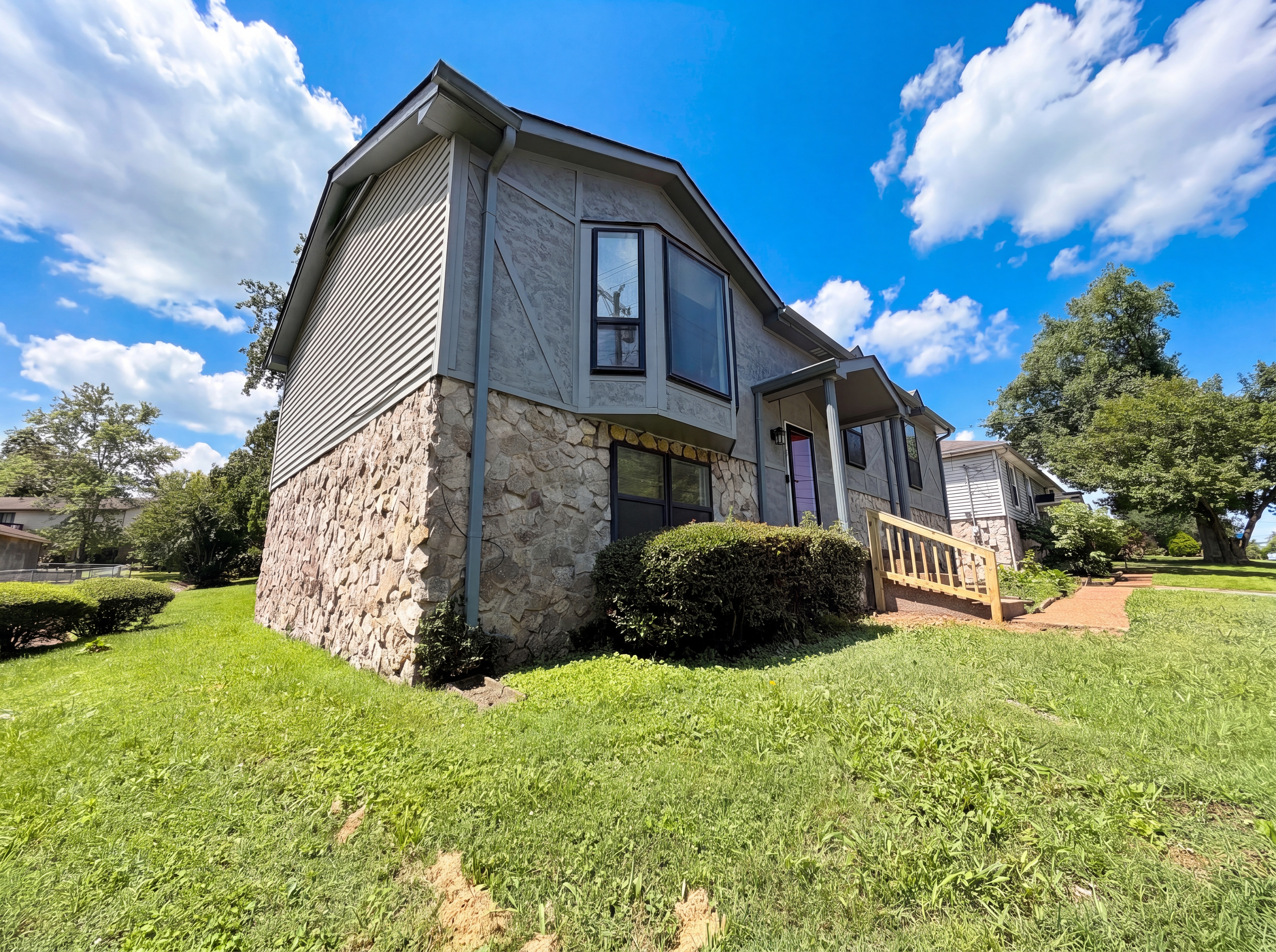 Photo 16 of 21 of 303 Paragon Mills Rd, Nashville, TN