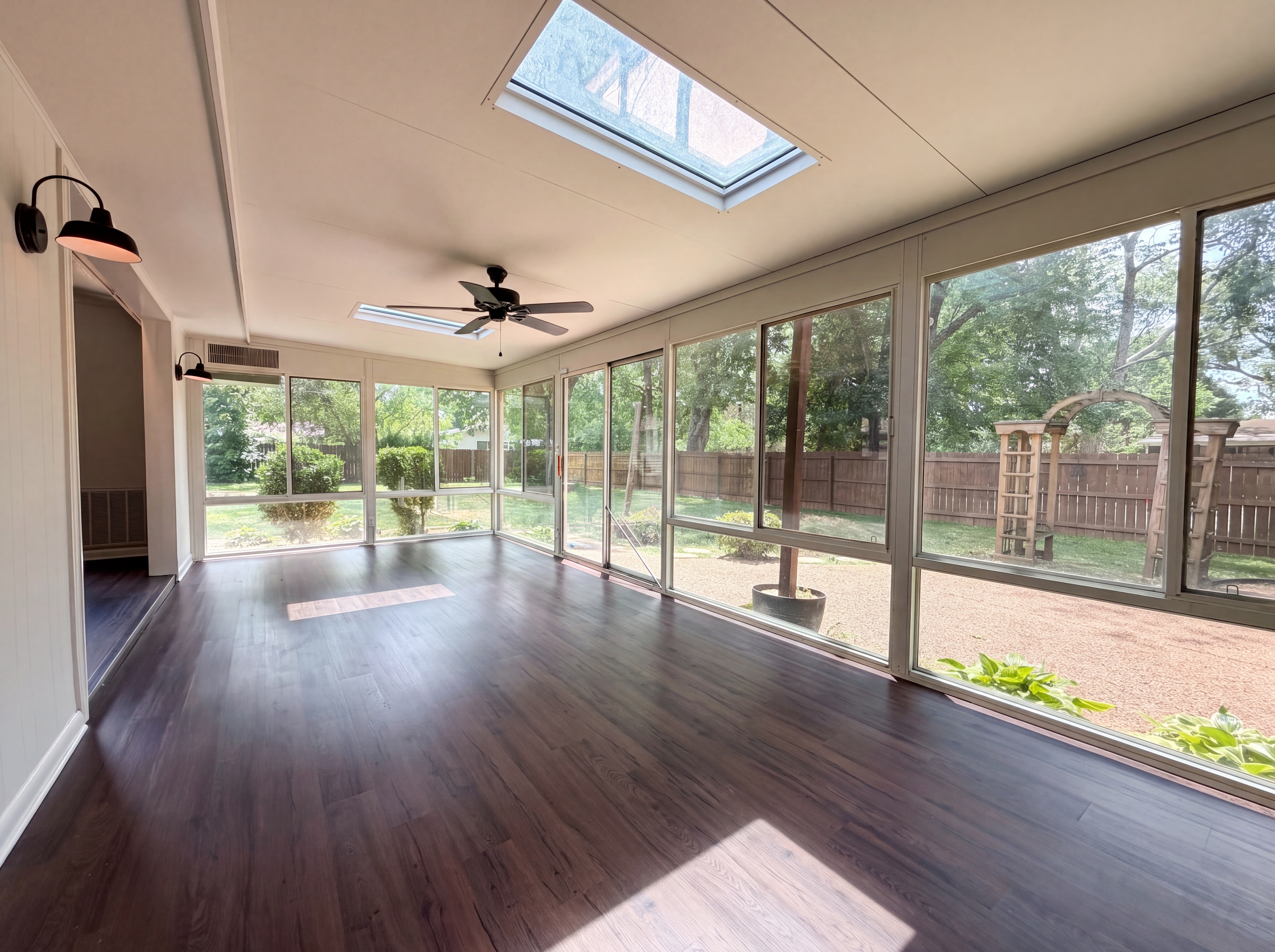 Photo 10 of 17 of 1119 Walton Dr, Murfreesboro, TN