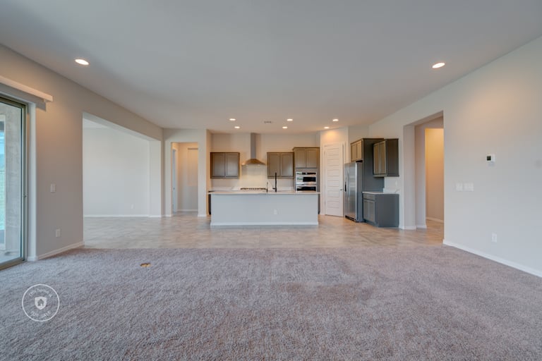 Photo 13 of 27 - 16453 W Valencia Dr, Goodyear, AZ 85338