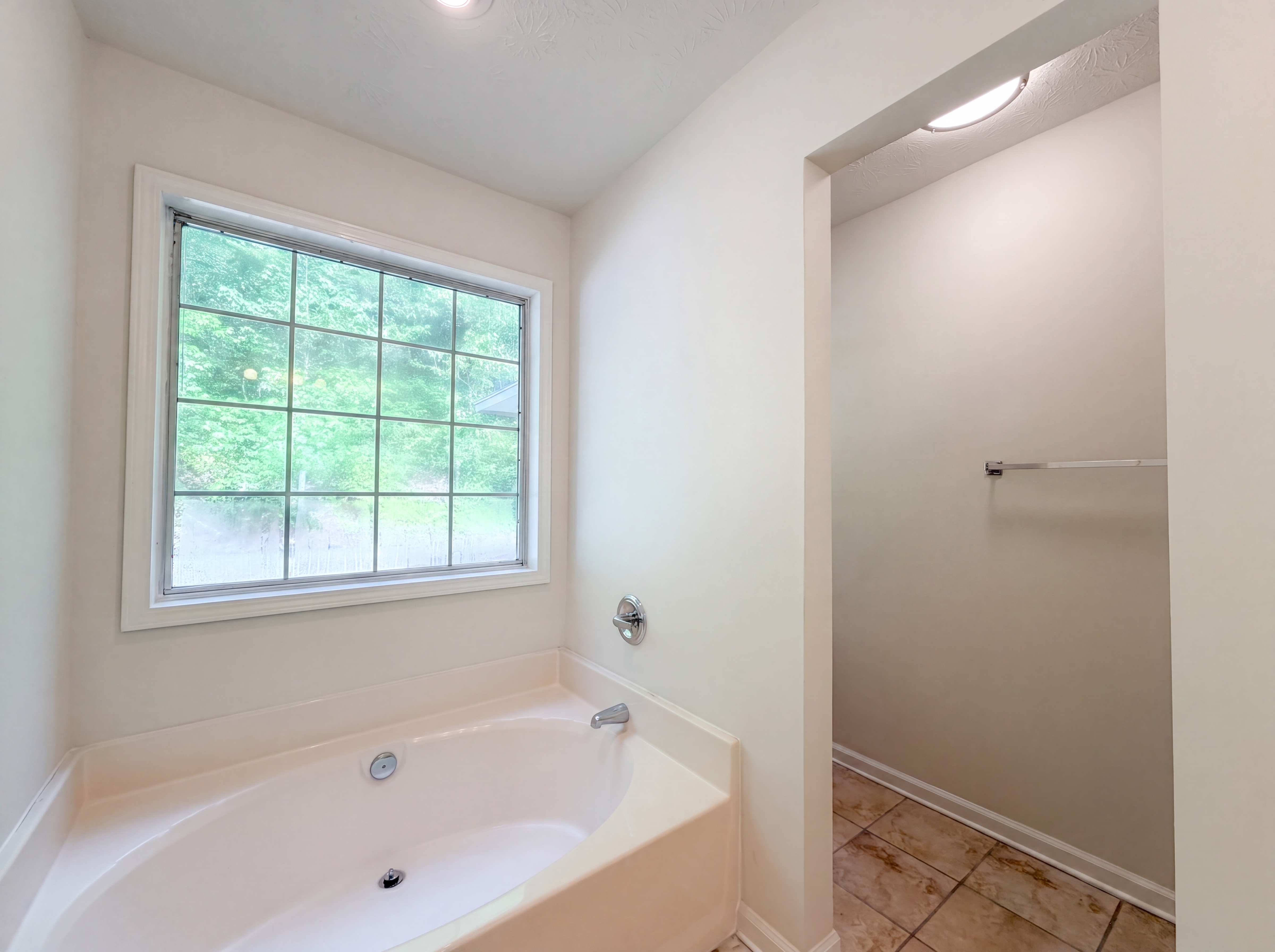 Photo 18 of 22 of 430 Cornwallis Way, Fayetteville, GA