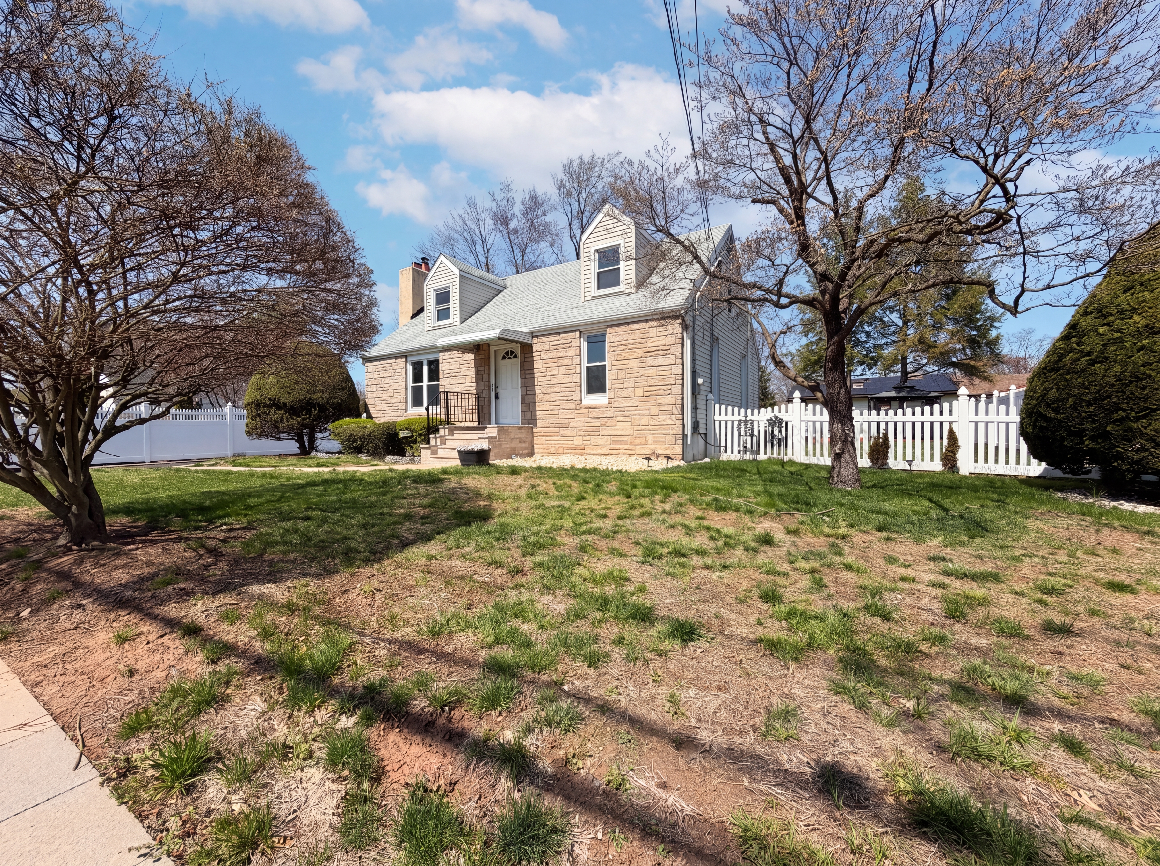Photo 16 of 26 of 1760 Cedarwood Dr, Piscataway, NJ
