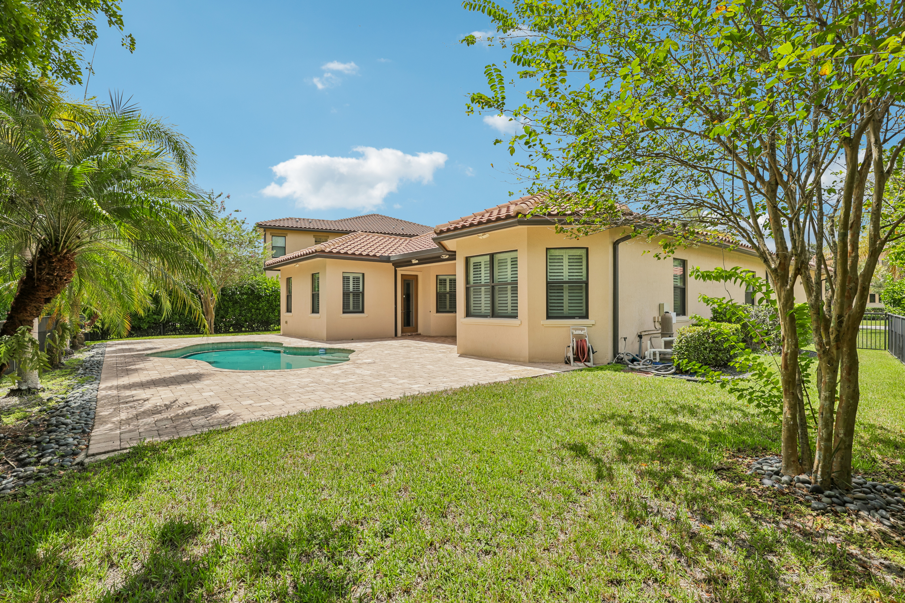 Photo 8 of 124 of 7990 NW 112th Ter, Parkland, FL
