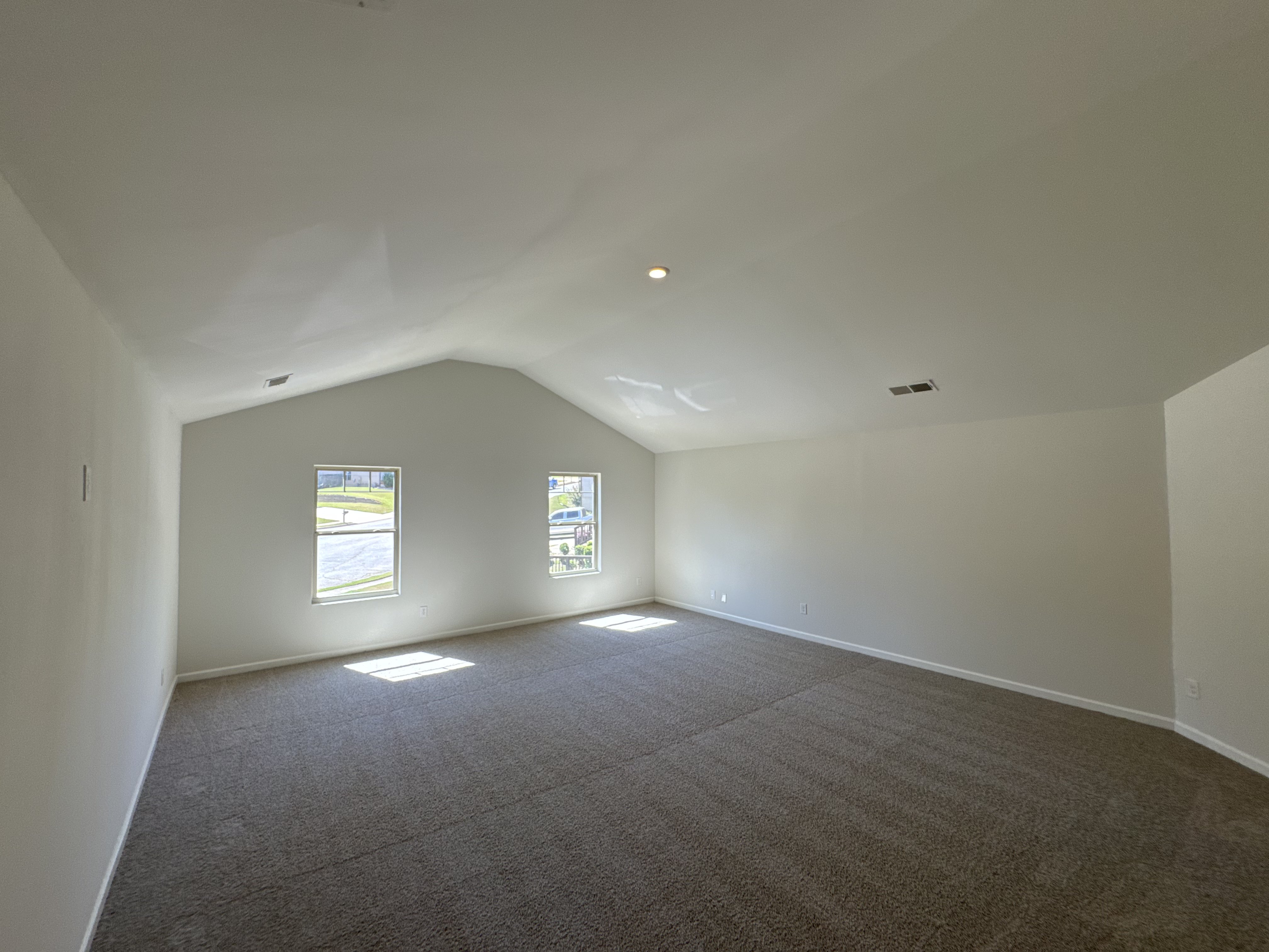 Photo 4 of 21 of 672 Mill Creek Trl, Jonesboro, GA