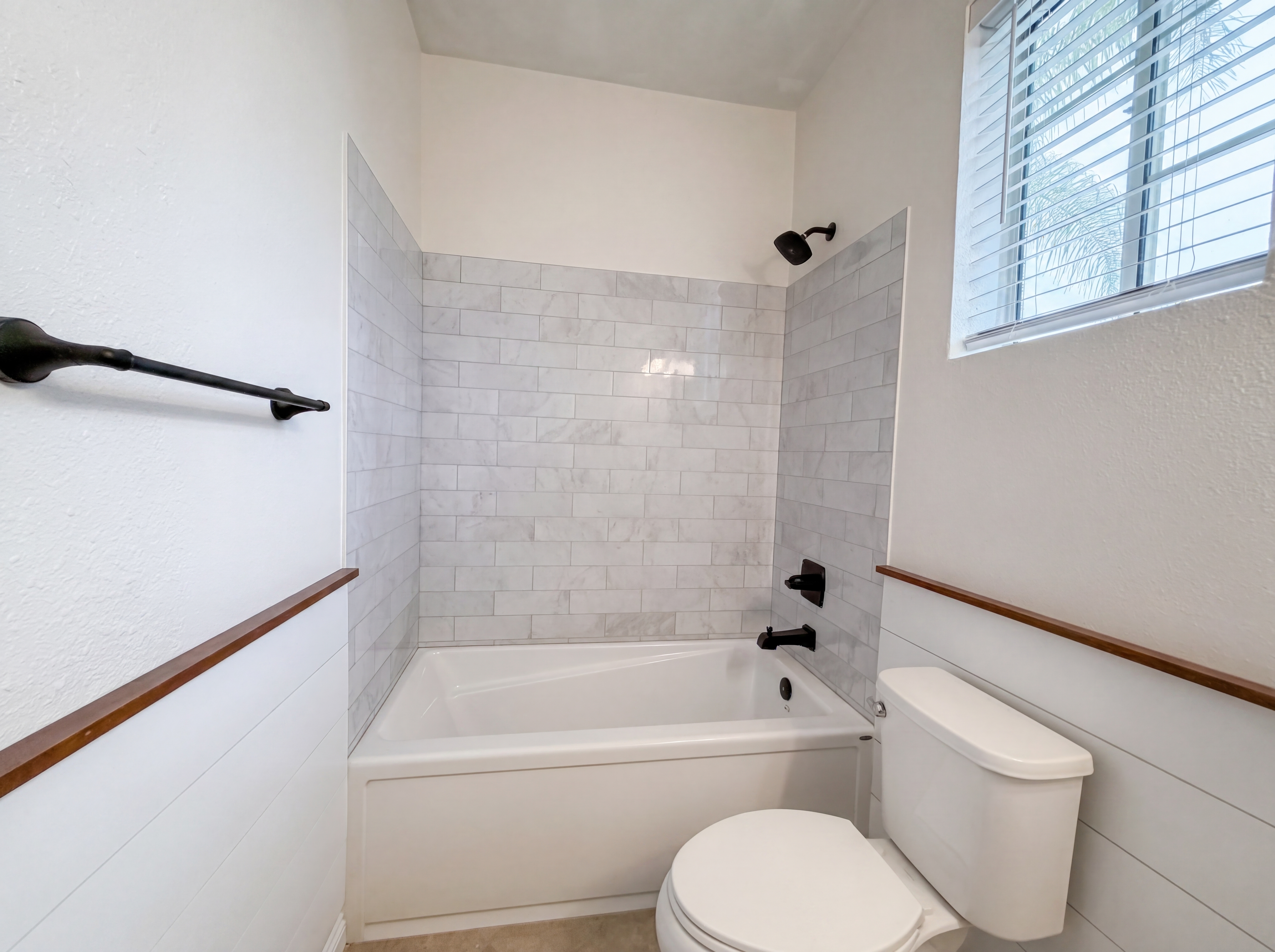 Photo 14 of 21 of 29628 Kingston Ct, Menifee, CA