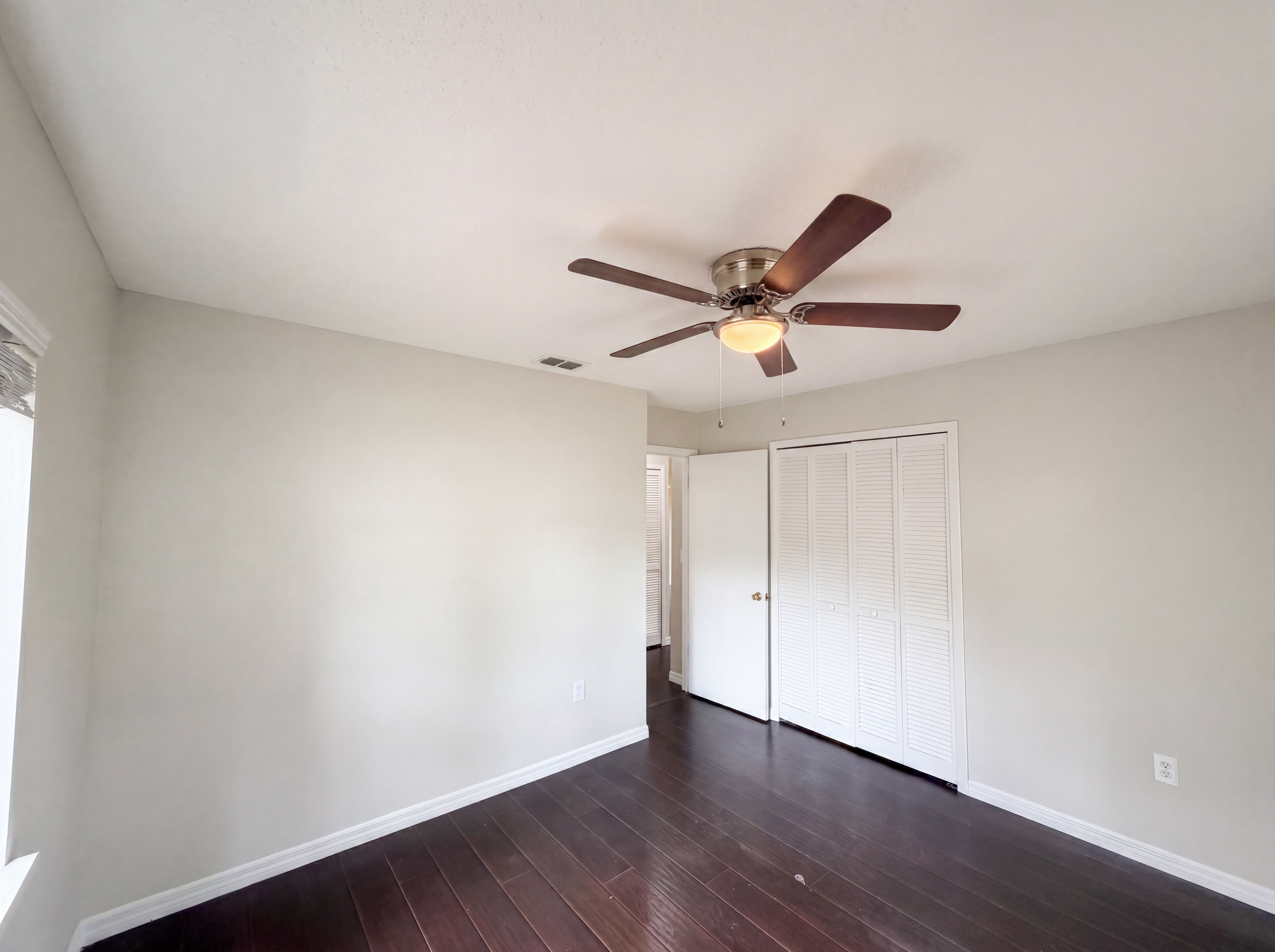 Photo 13 of 21 of 3622 Shady Grove Cir, Orlando, FL