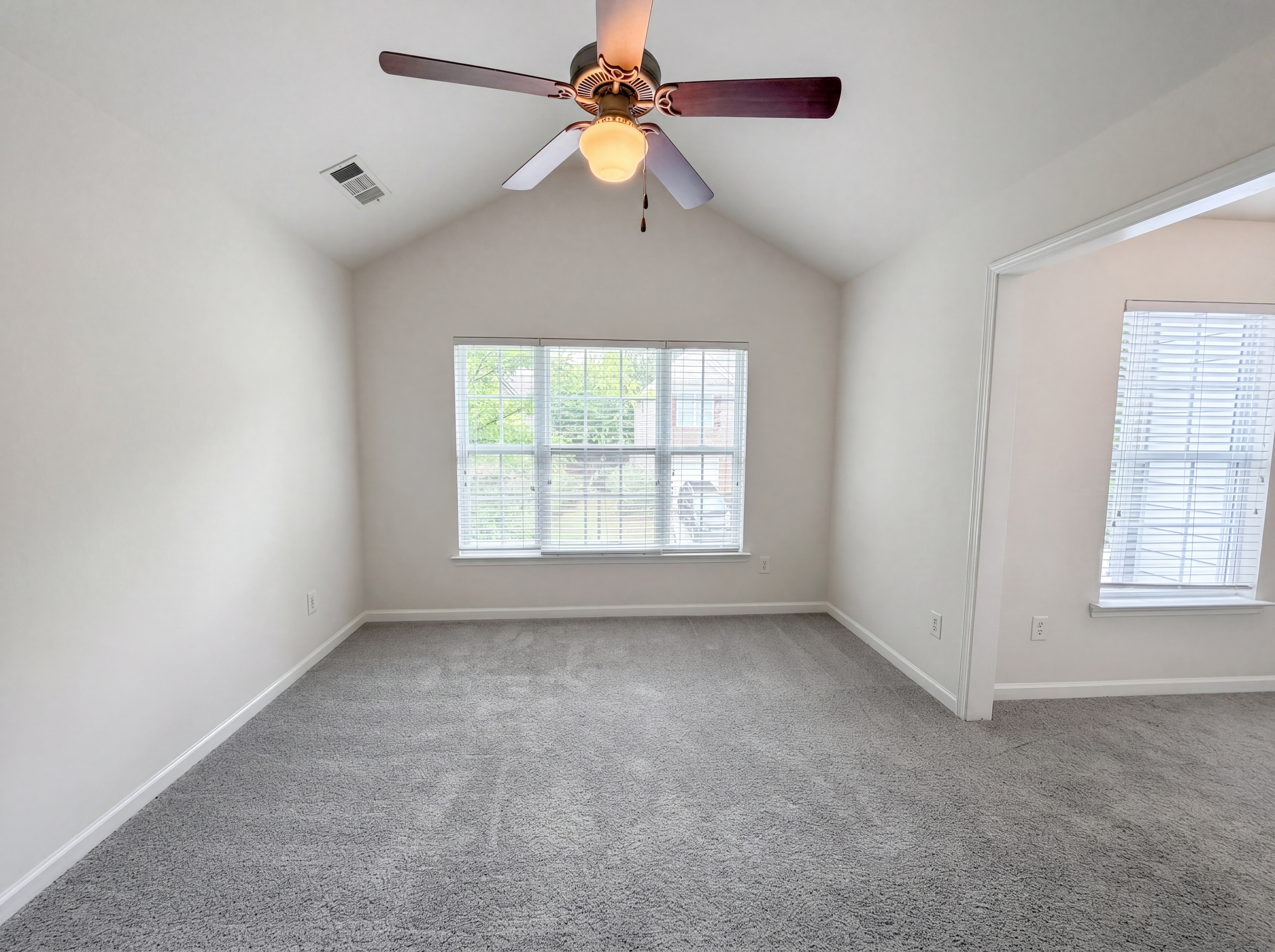 Photo 15 of 32 of 471 Tufton Trl SE, Atlanta, GA