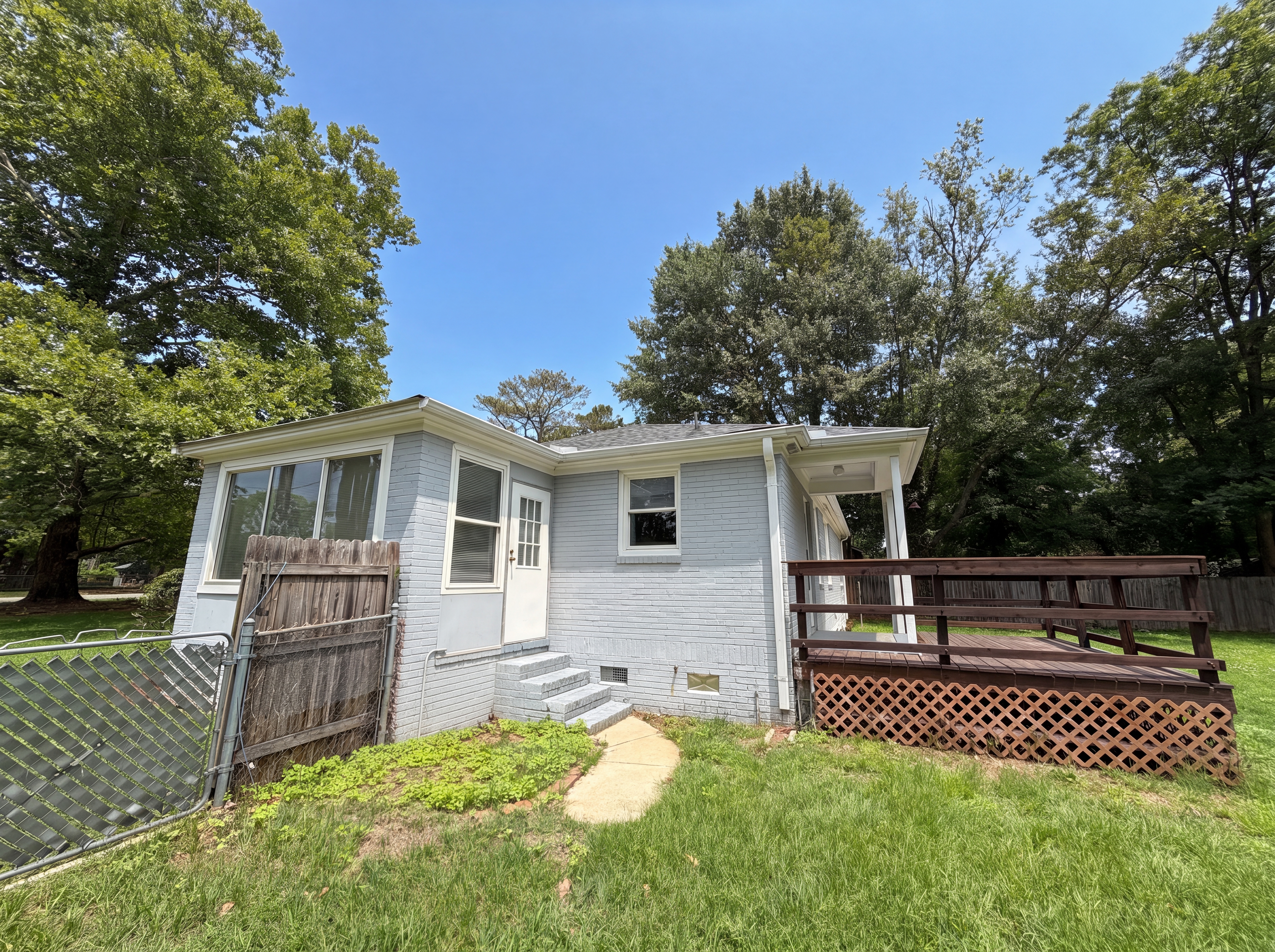 Photo 17 of 23 of 1558 Hazelwood Rd, Columbia, SC