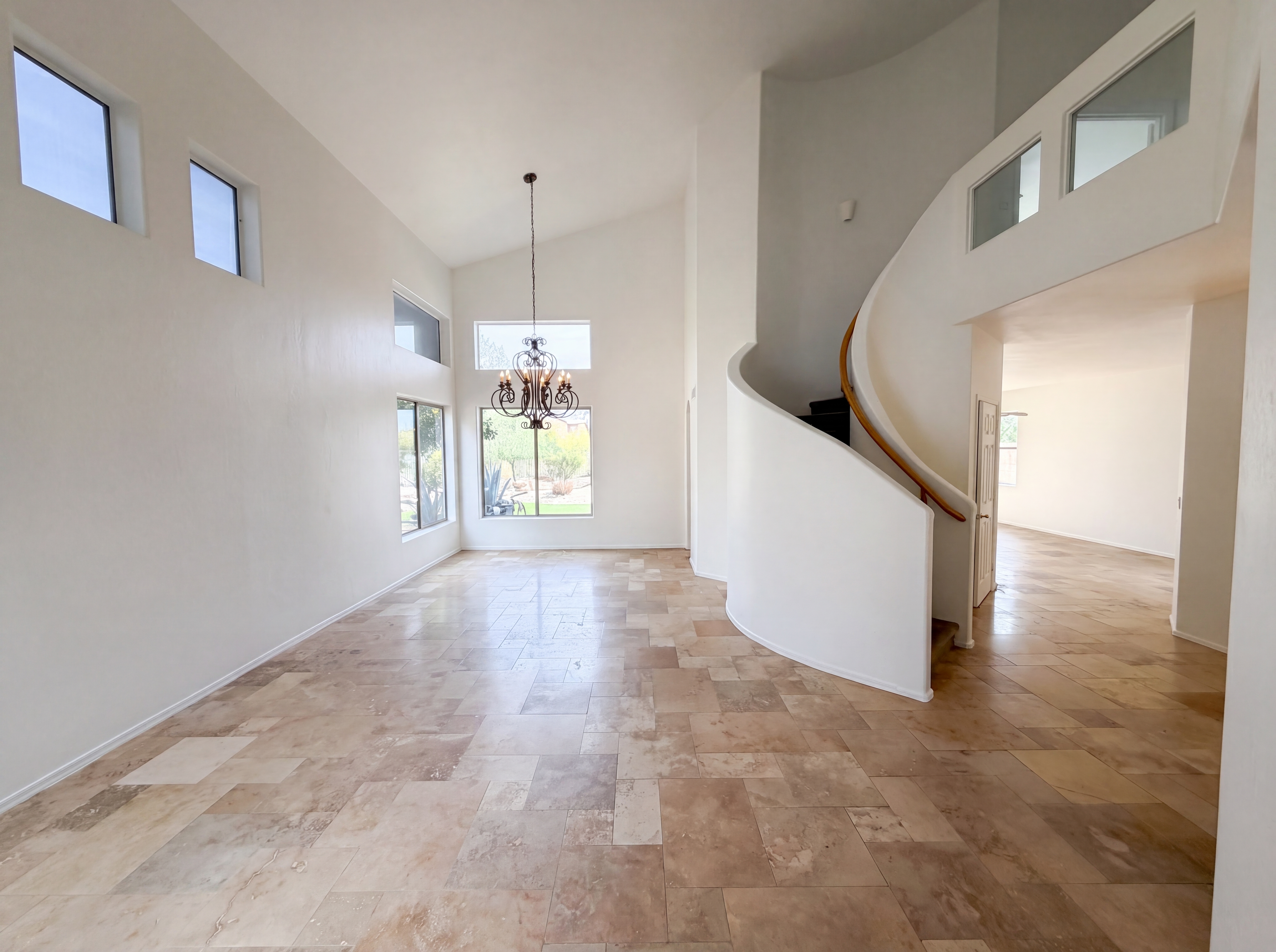 Photo 7 of 31 of 28449 N 46th St, Cave Creek, AZ