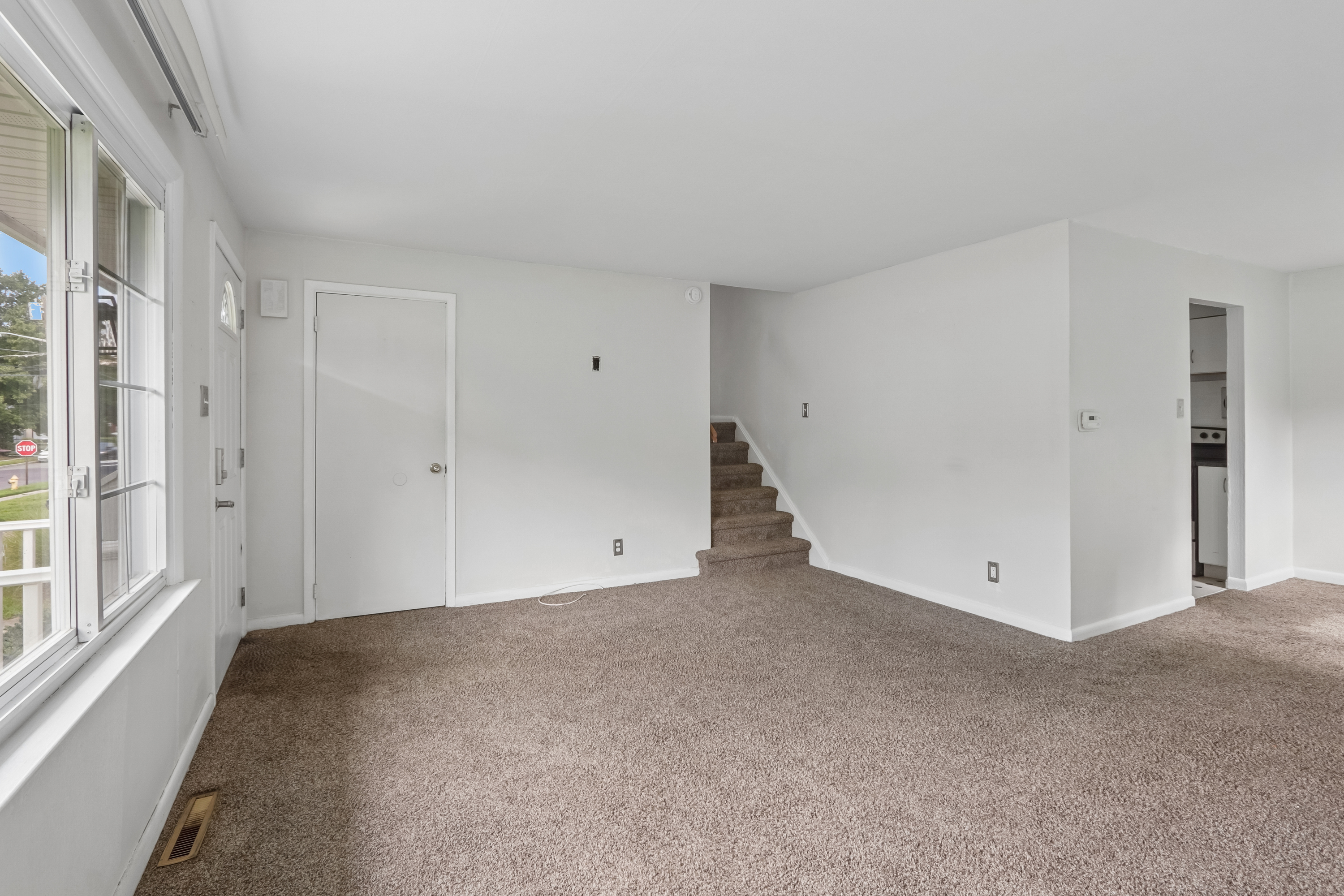 Photo 17 of 46 of 136 Cressmont Ave, Blackwood, NJ
