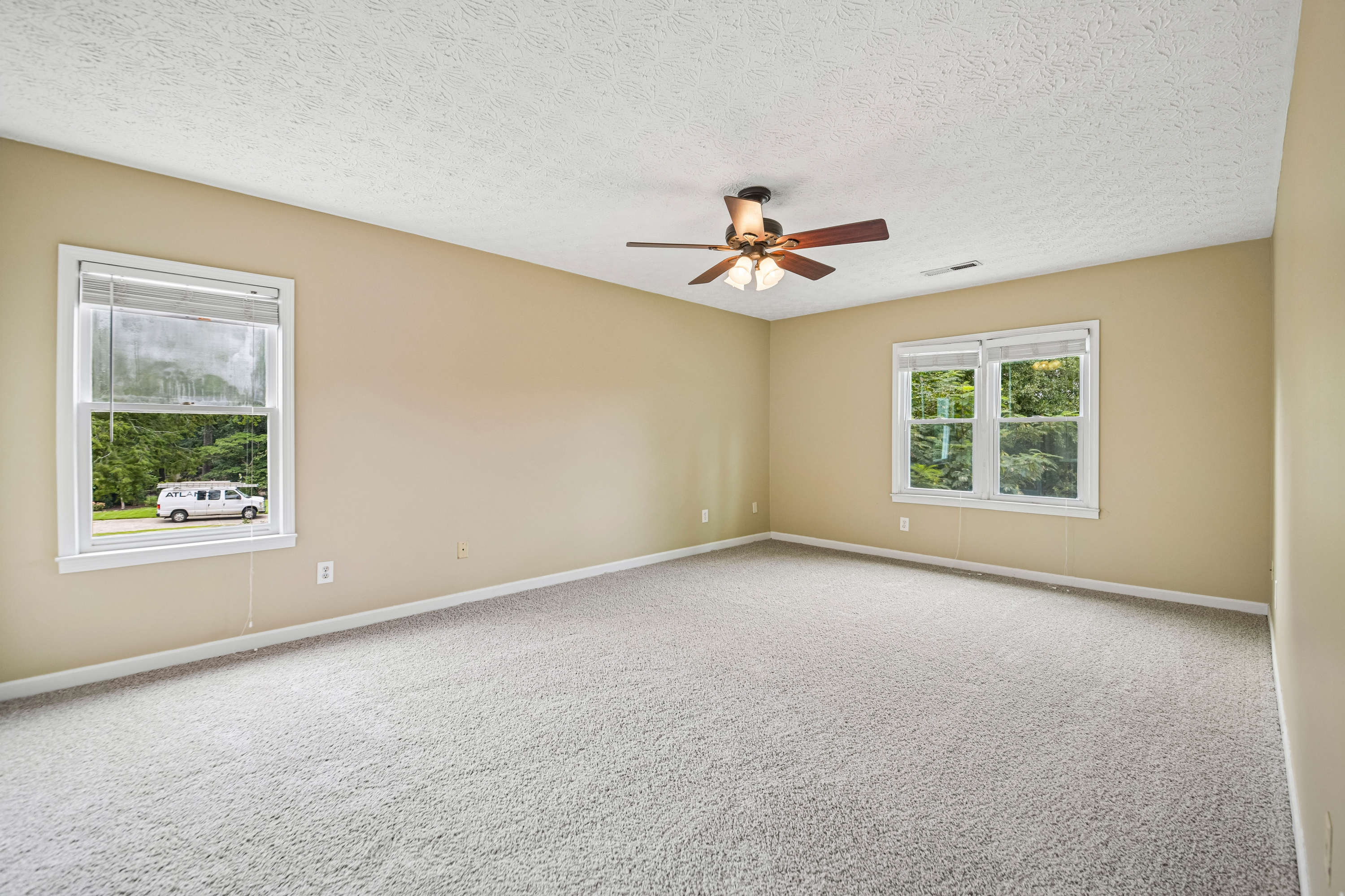 Photo 5 of 34 of 2321 Murdock Rd, Marietta, GA