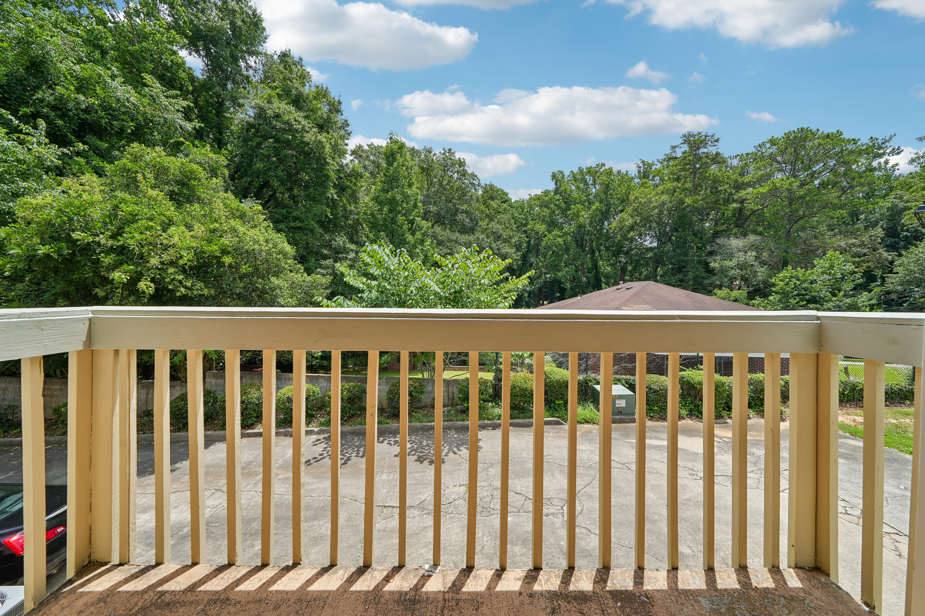 Photo 16 of 33 of 19 Belmonte Ct SW, Atlanta, GA