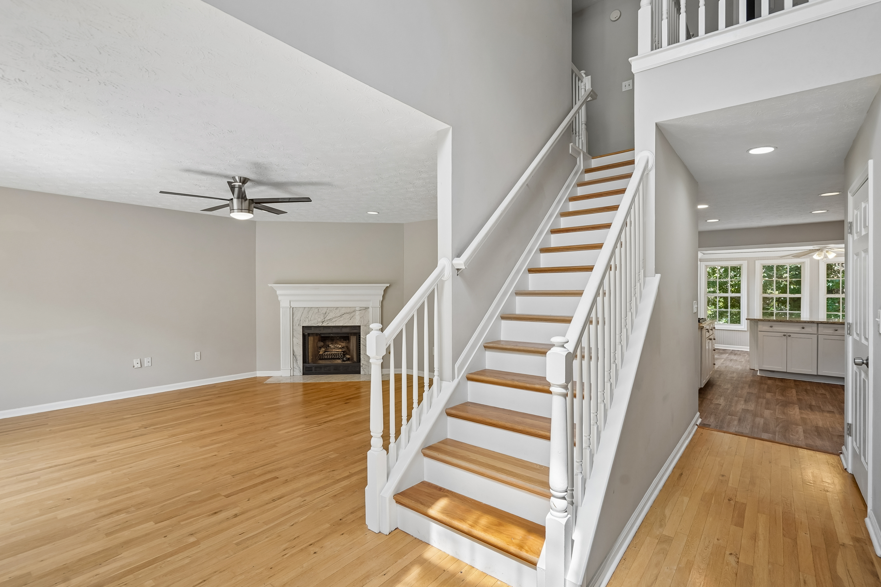 Photo 8 of 68 of 2859 Savannah Walk Ln, Suwanee, GA