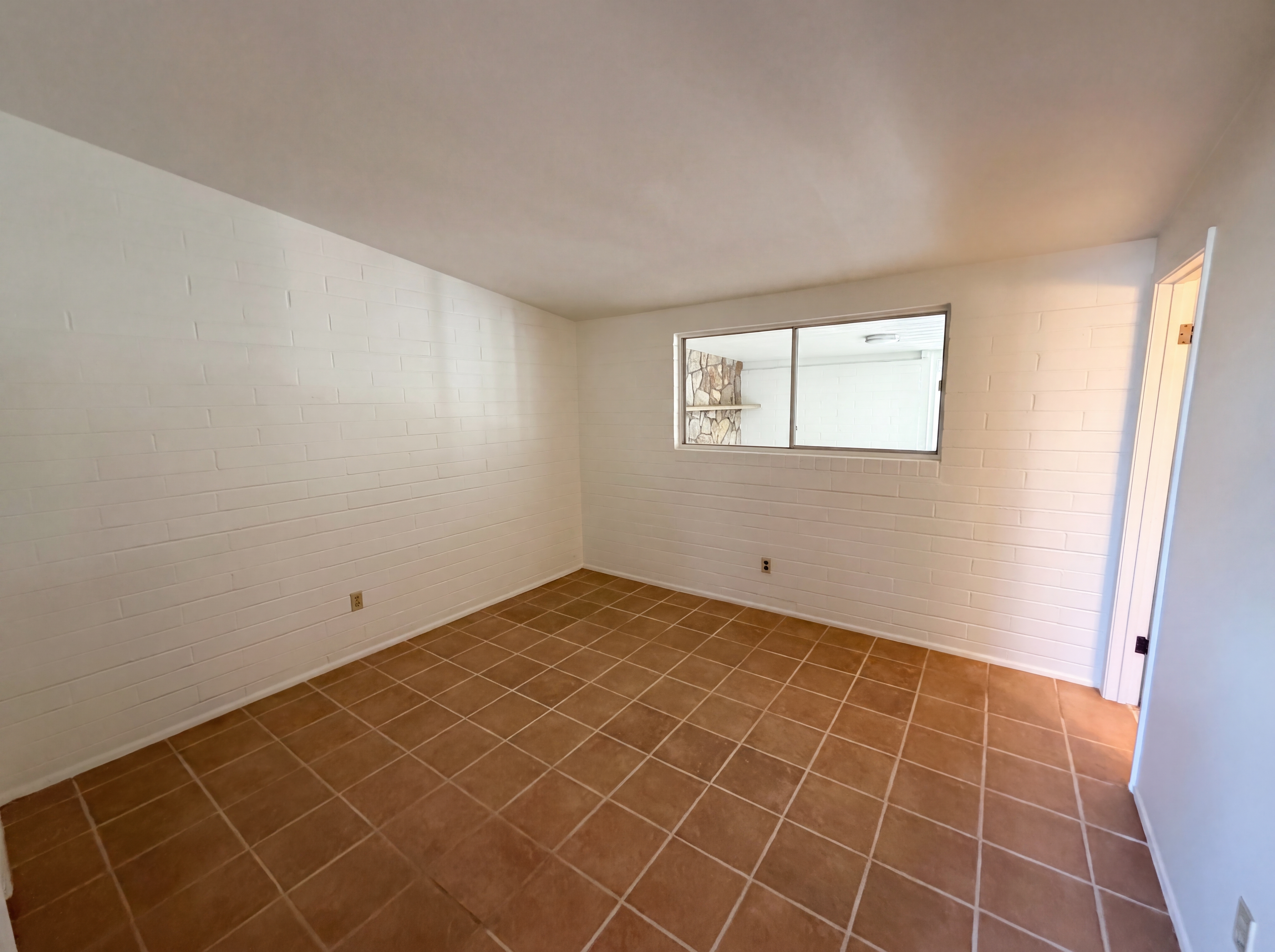 Photo 17 of 24 of 1133 W Edgewater Dr, Tucson, AZ