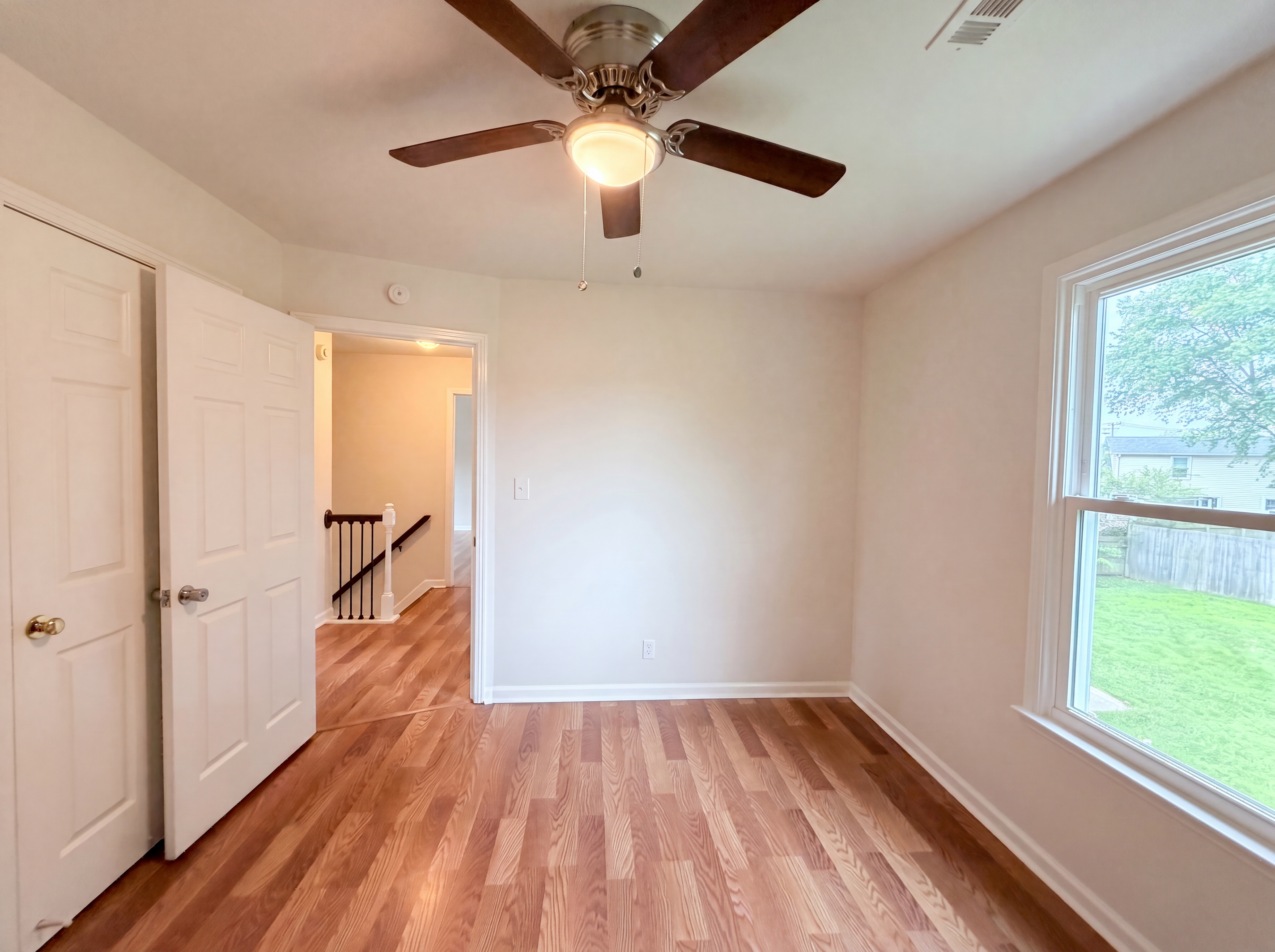 Photo 13 of 24 of 3402 Chaney Ln, Clarksville, TN