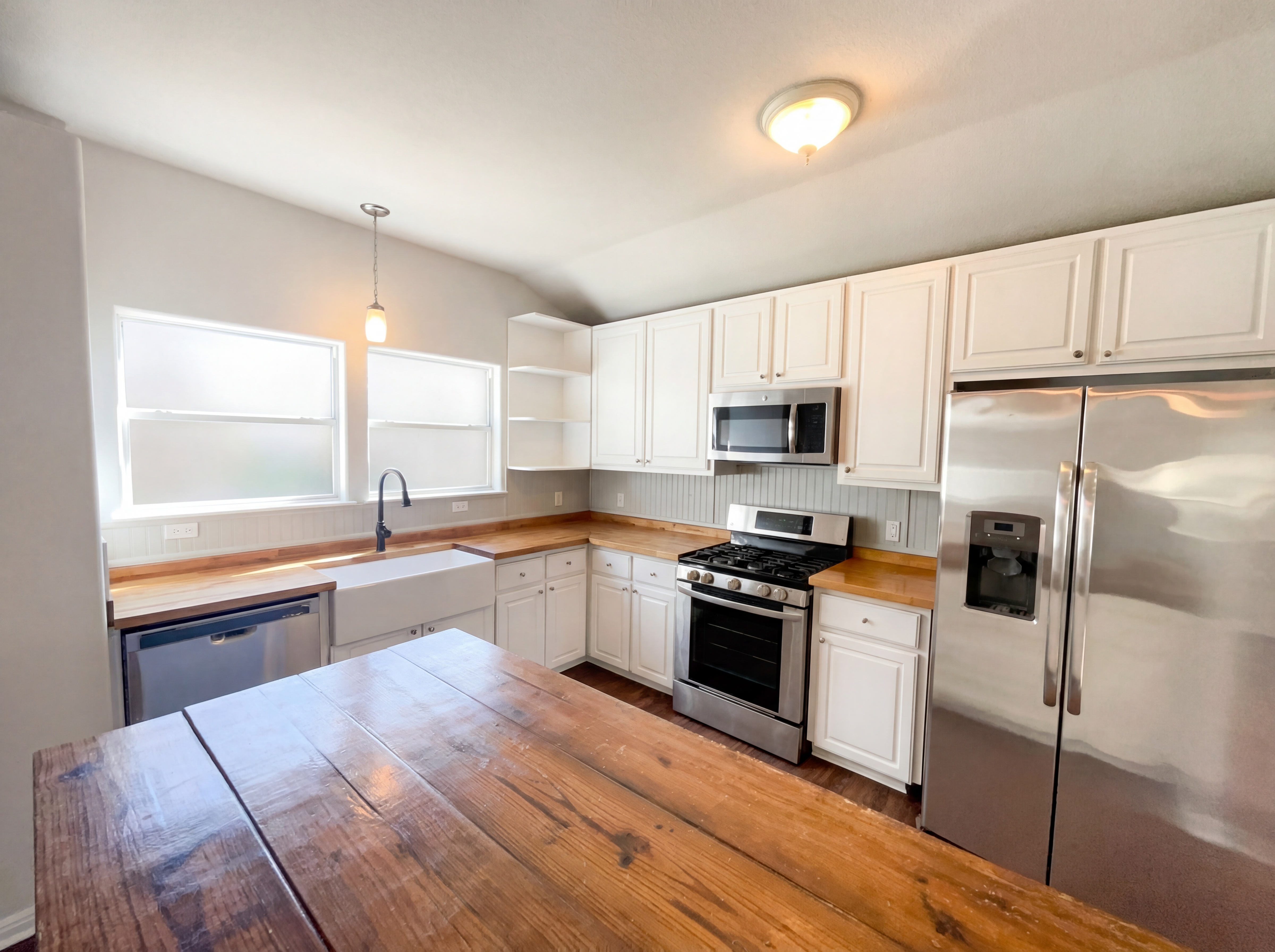 Photo 2 of 18 of 1516 Gatlinburg Dr, Pflugerville, TX