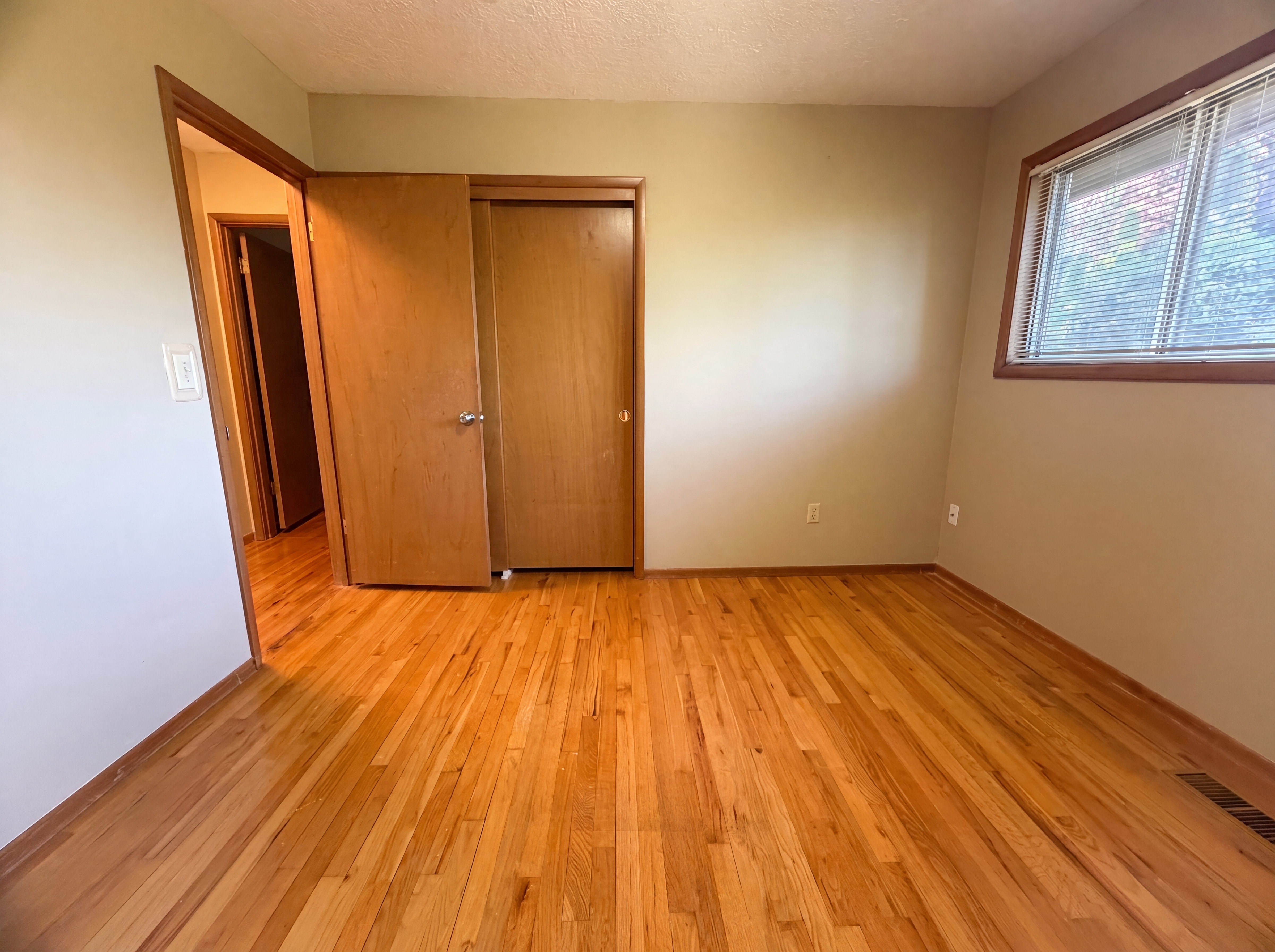Photo 13 of 24 of 3311 NE 145th Ave, Portland, OR