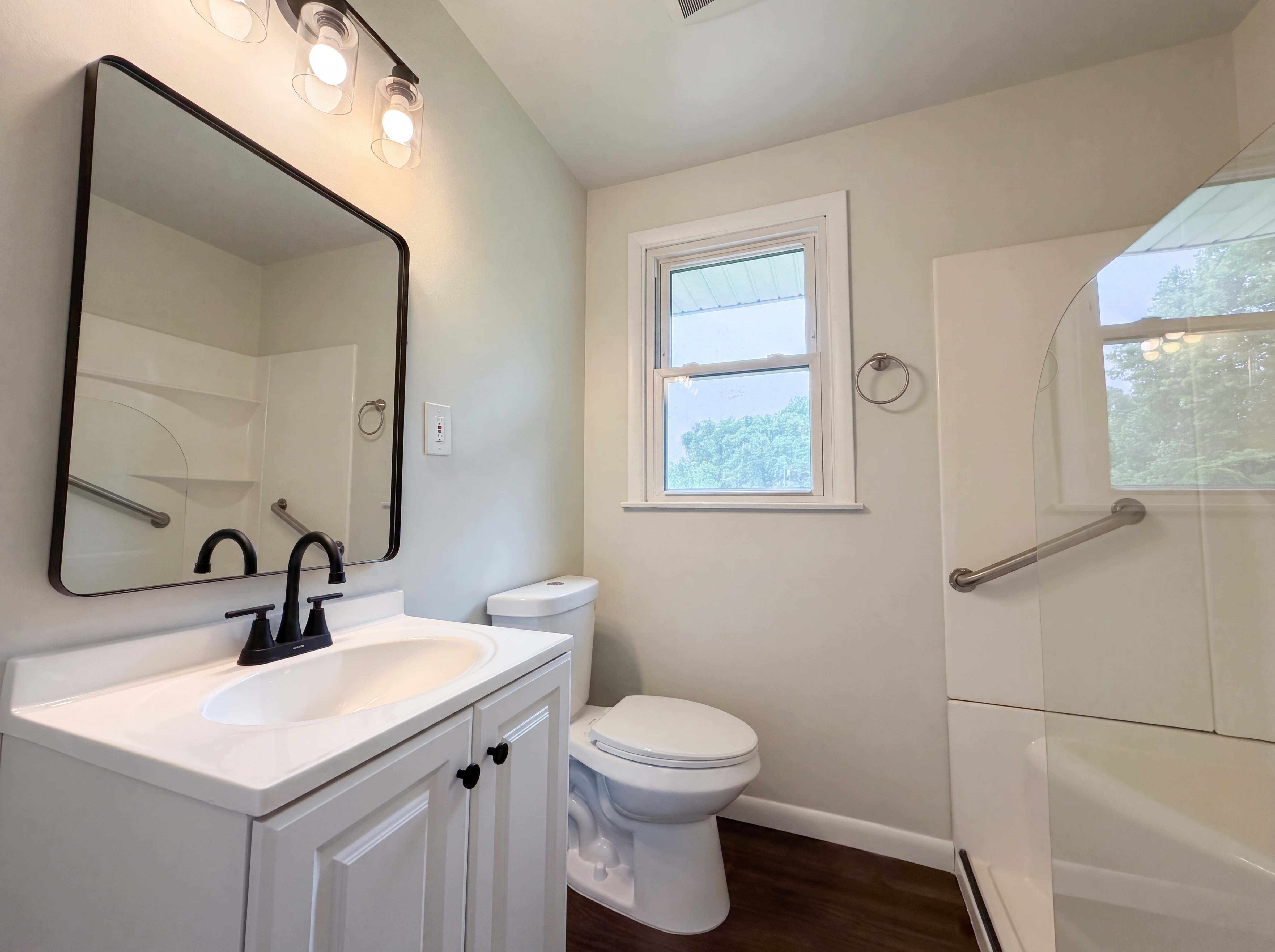 Photo 6 of 18 of 724 Woodmere Dr, Nashville, TN