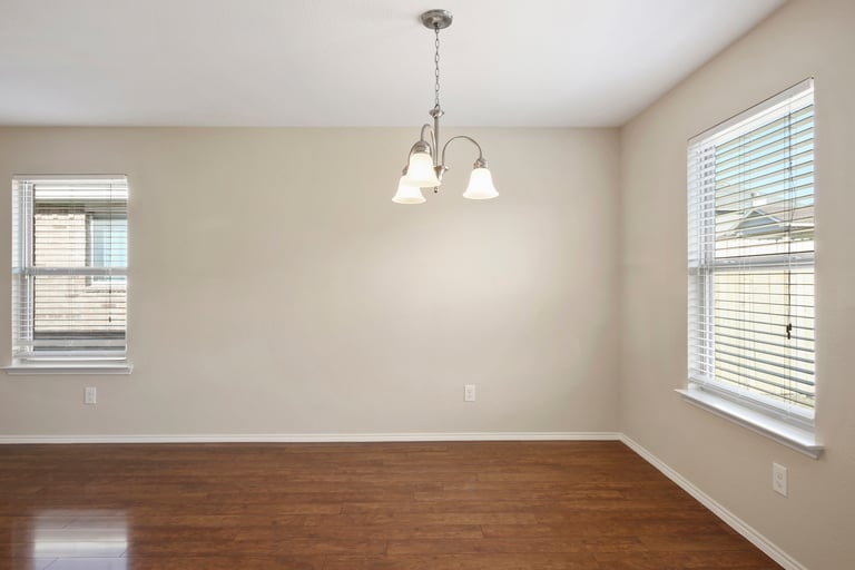 Photo 16 of 26 - 6008 Saddle Flap Dr, Fort Worth, TX 76179