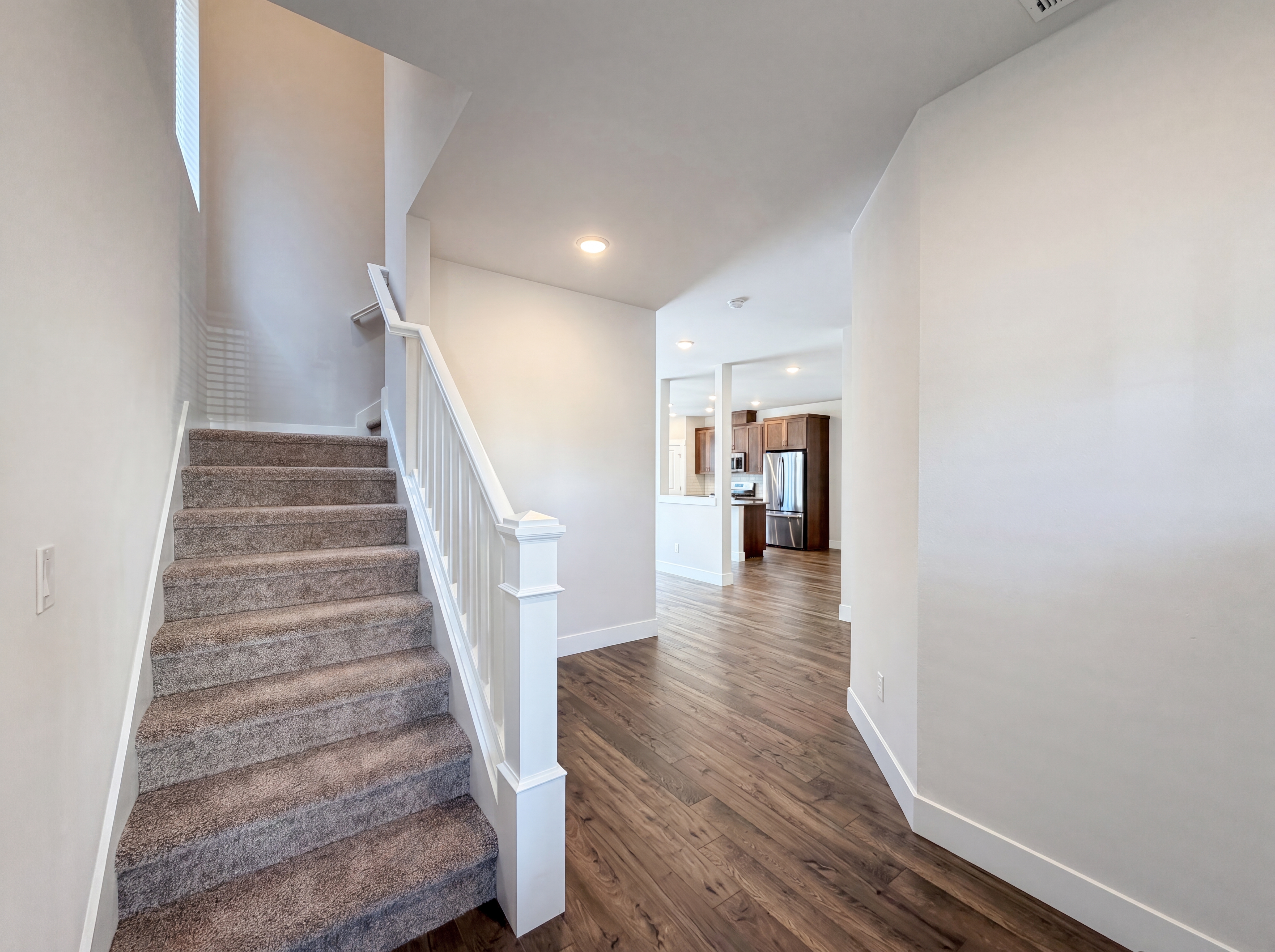 Photo 9 of 24 of 12706 SW Incline Dr, Beaverton, OR