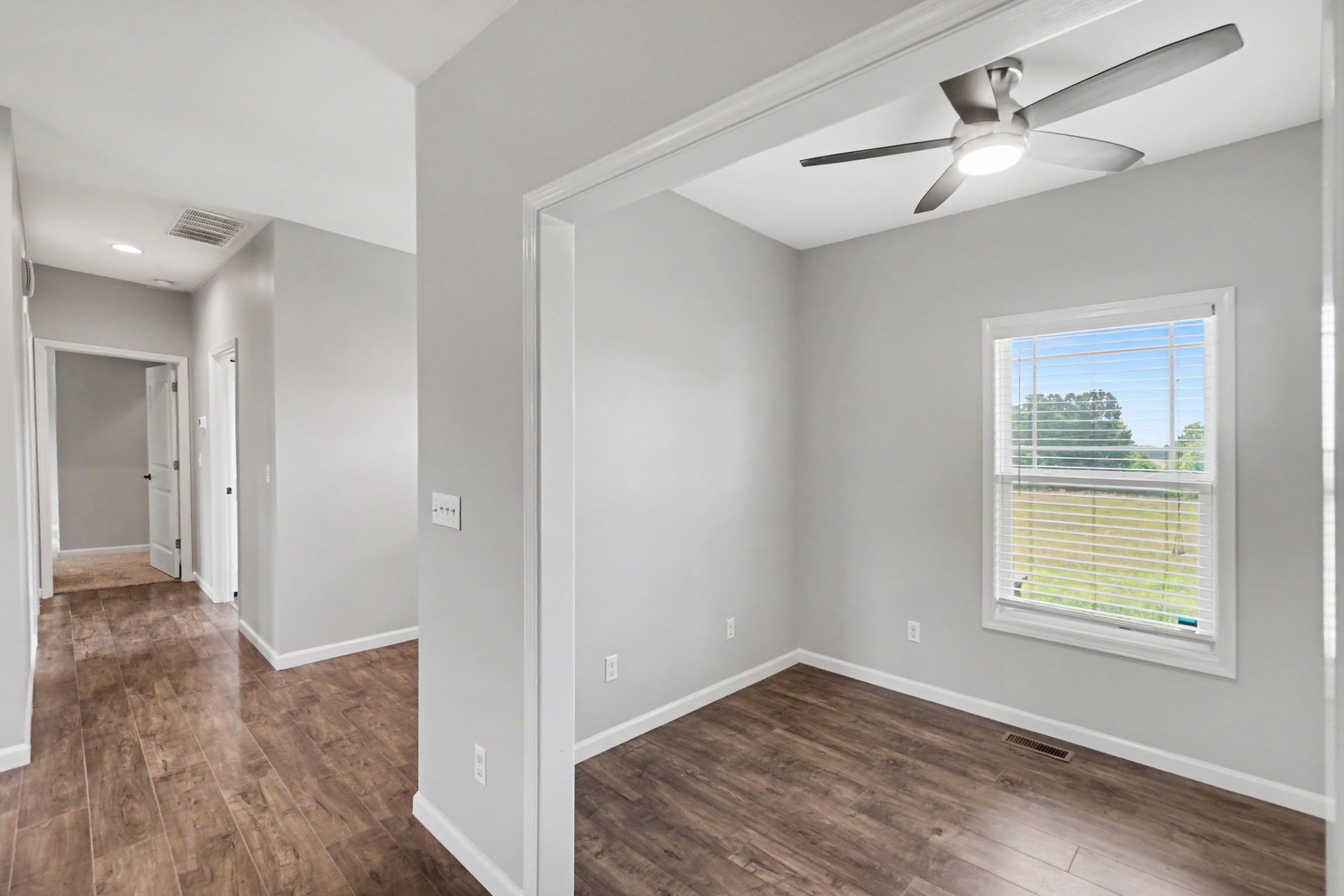 Photo 7 of 20 of 3000 Noble Ct, Waco, KY