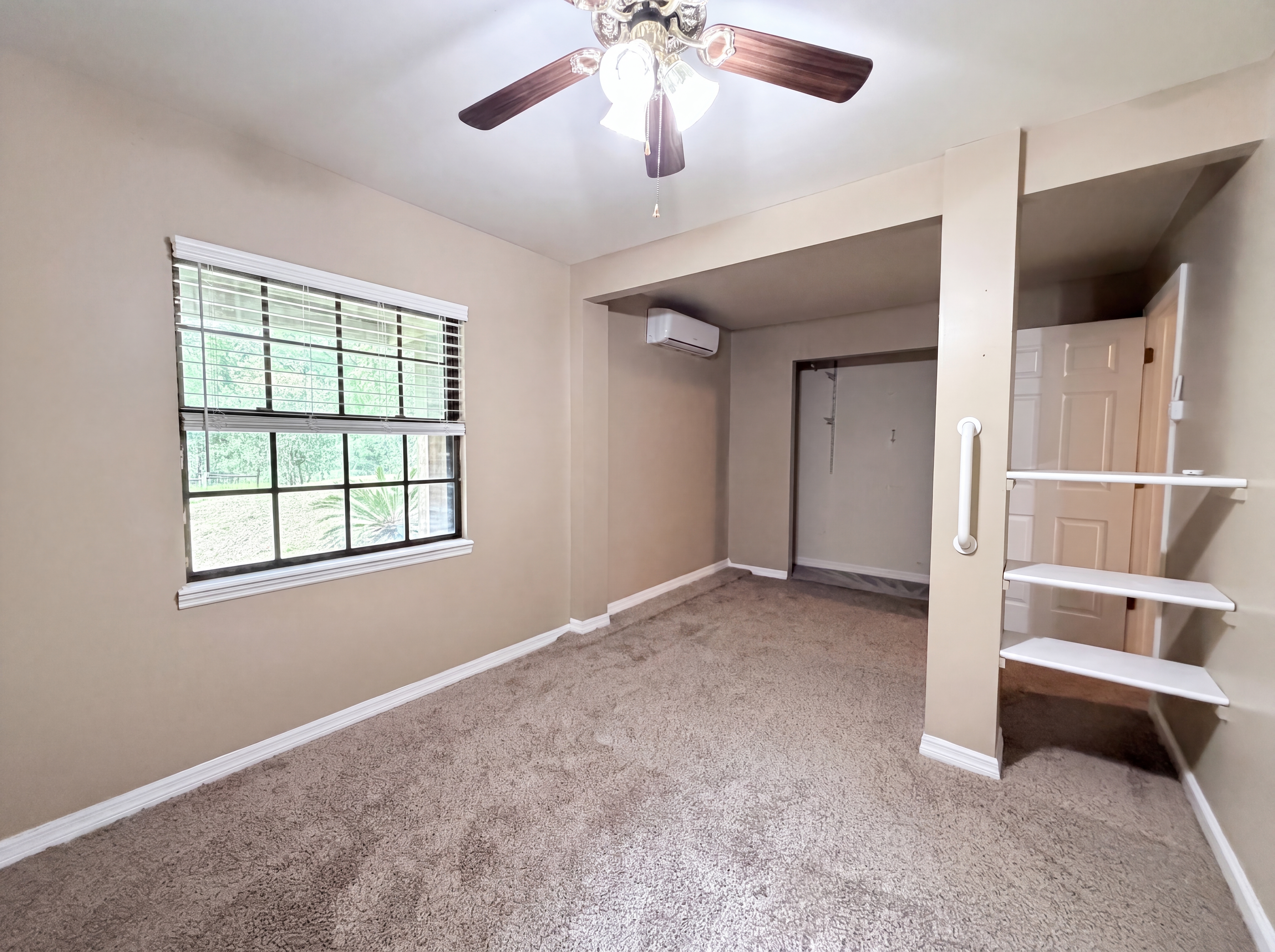 Photo 6 of 18 of 94 Conifer Cir, Middleburg, FL