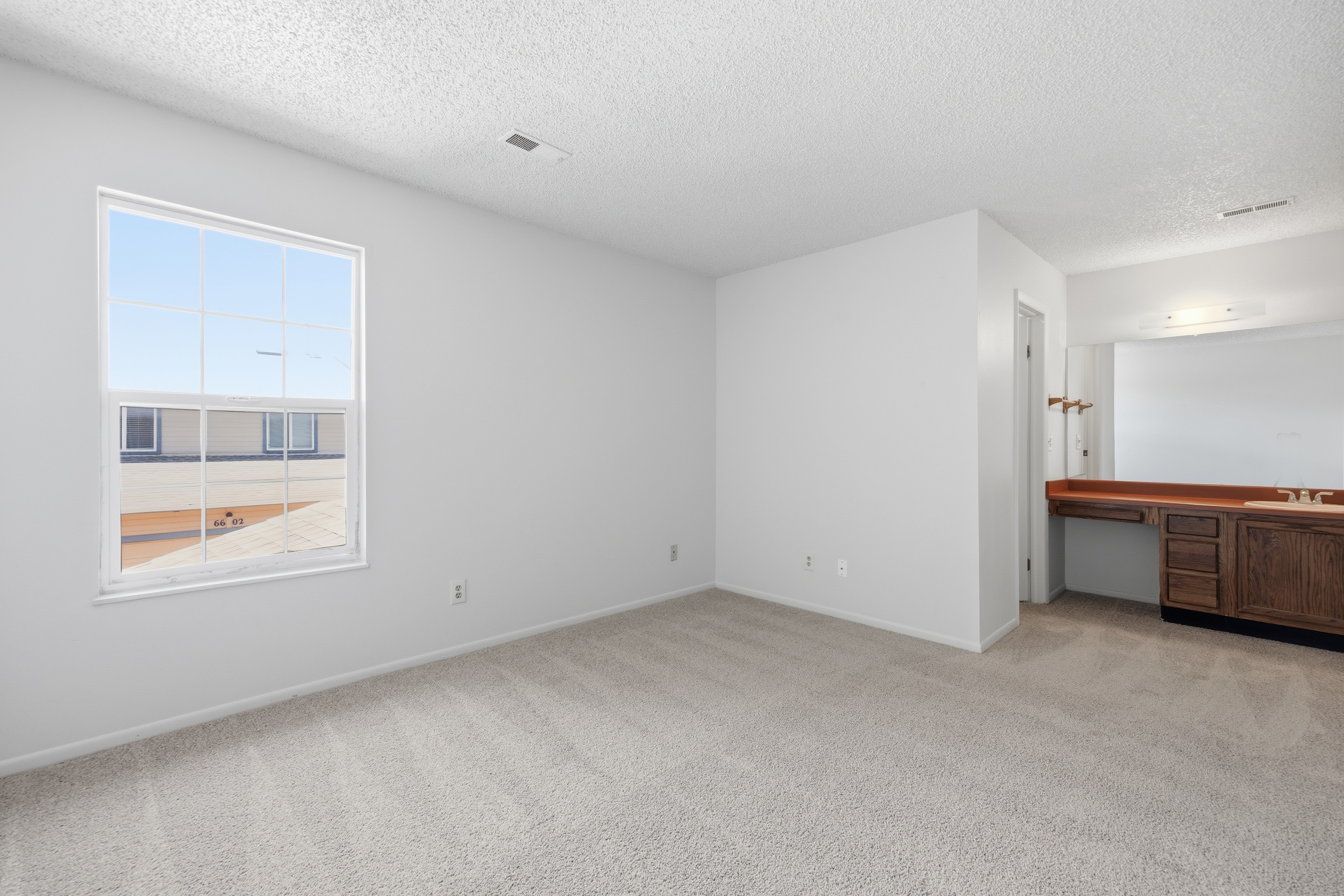 Photo 14 of 34 of 6601 Bobtail Dr, Colorado Springs, CO