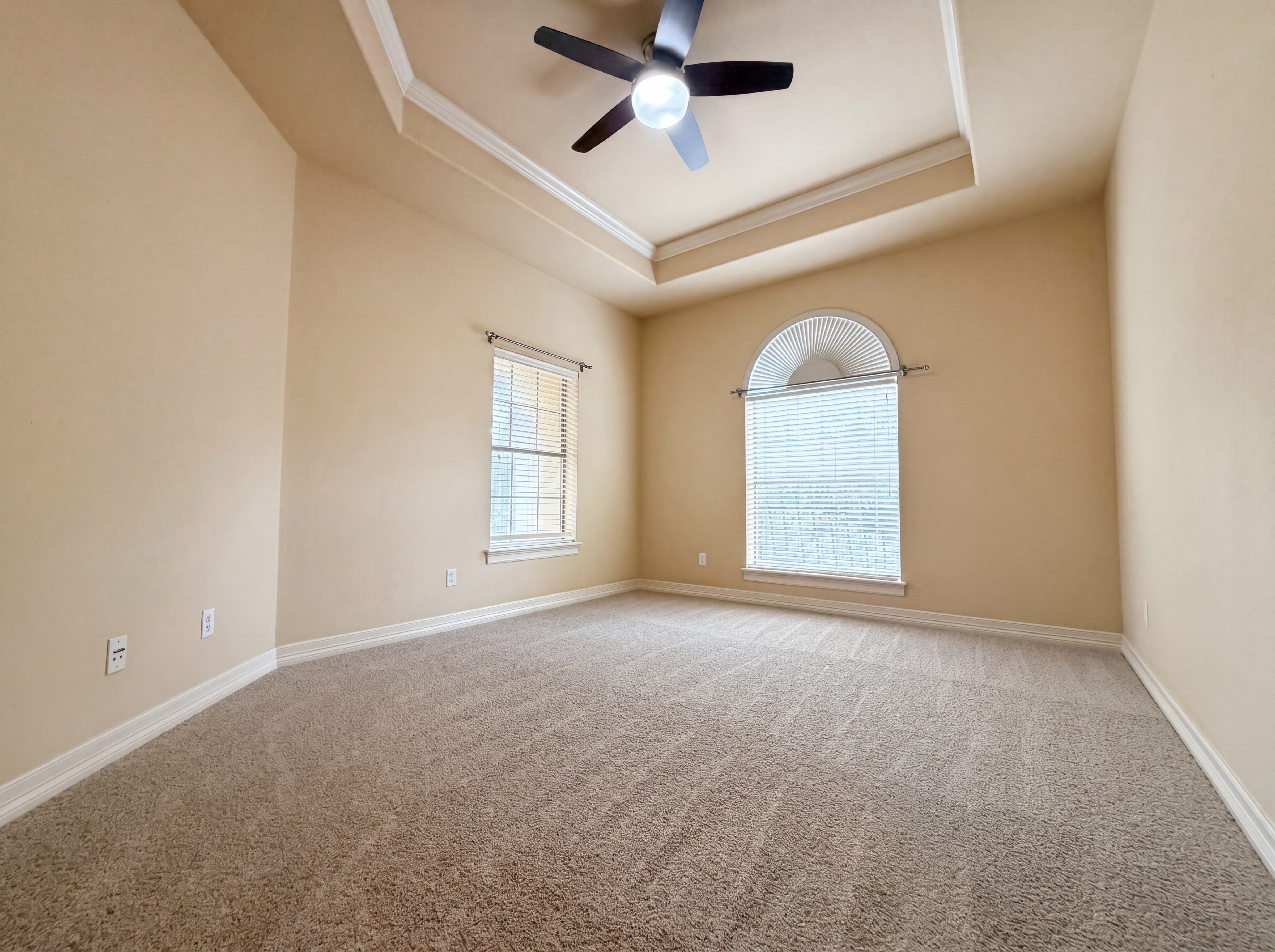 Photo 14 of 23 of 20646 Wahl Ln, San Antonio, TX