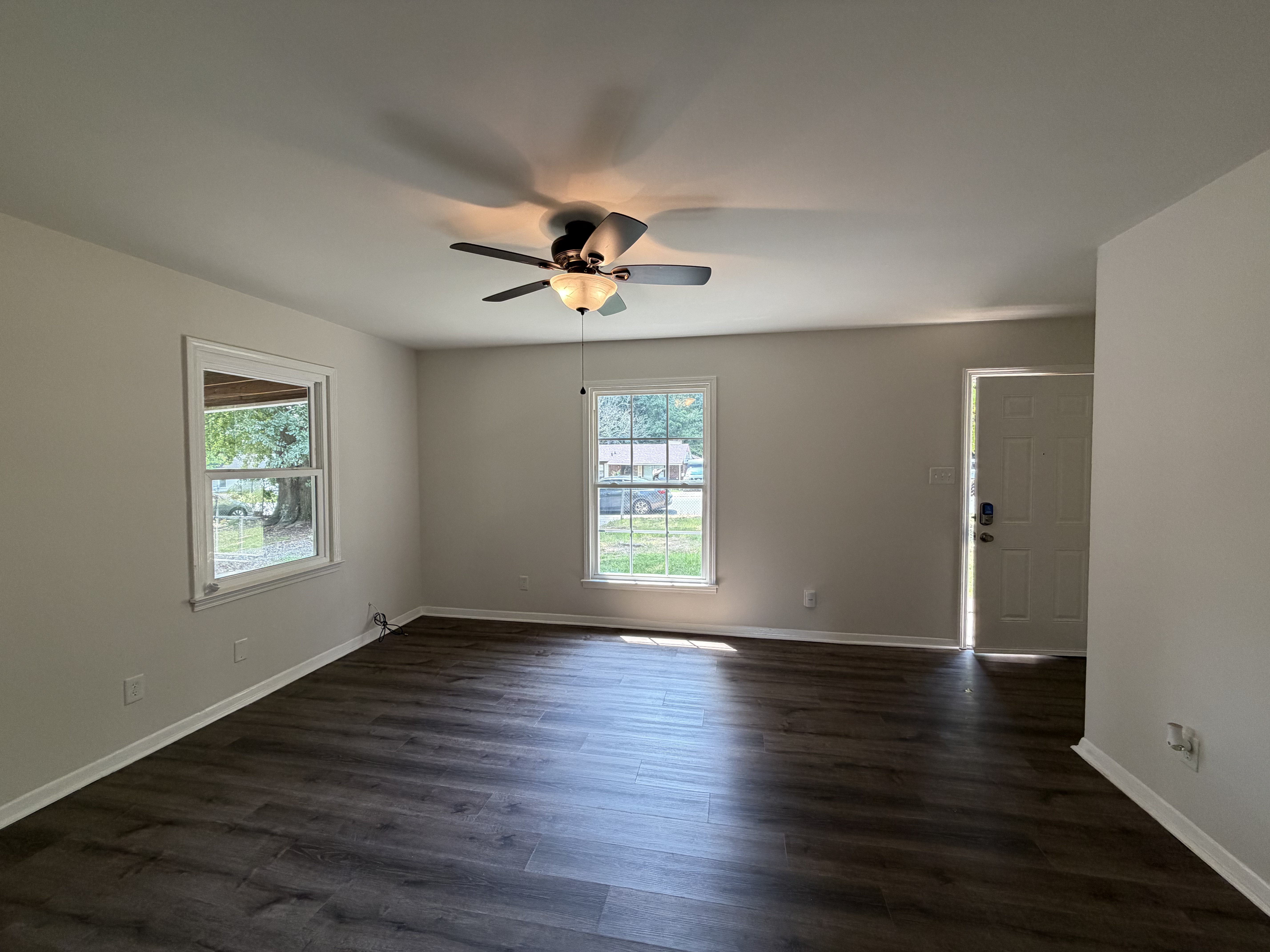 Photo 8 of 21 of 728 Milan Rd E, Charlotte, NC