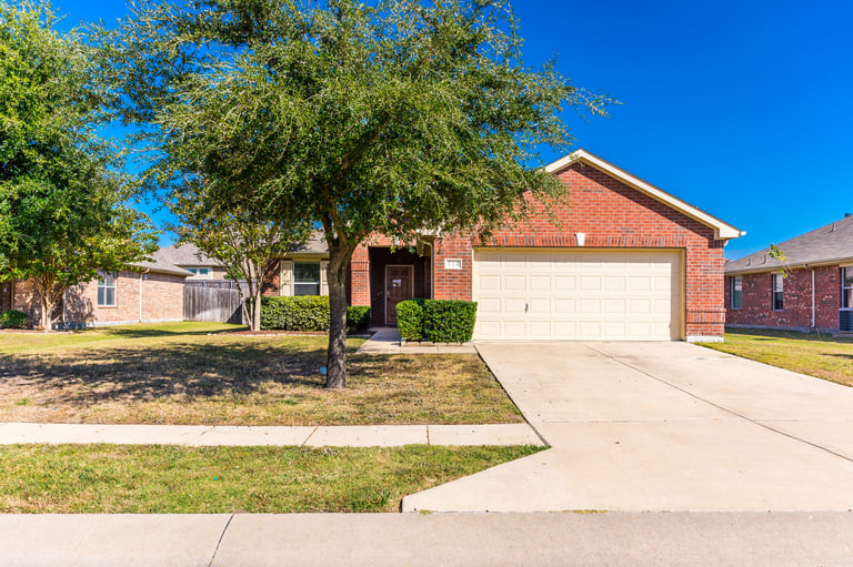 Photo 30 of 31 - 114 Rambling Way, Forney, TX 75126