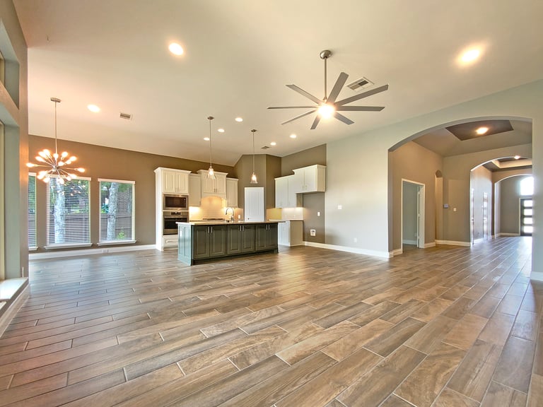 Photo 4 of 31 - 512 Judge Fisk Dr, Leander, TX 78641