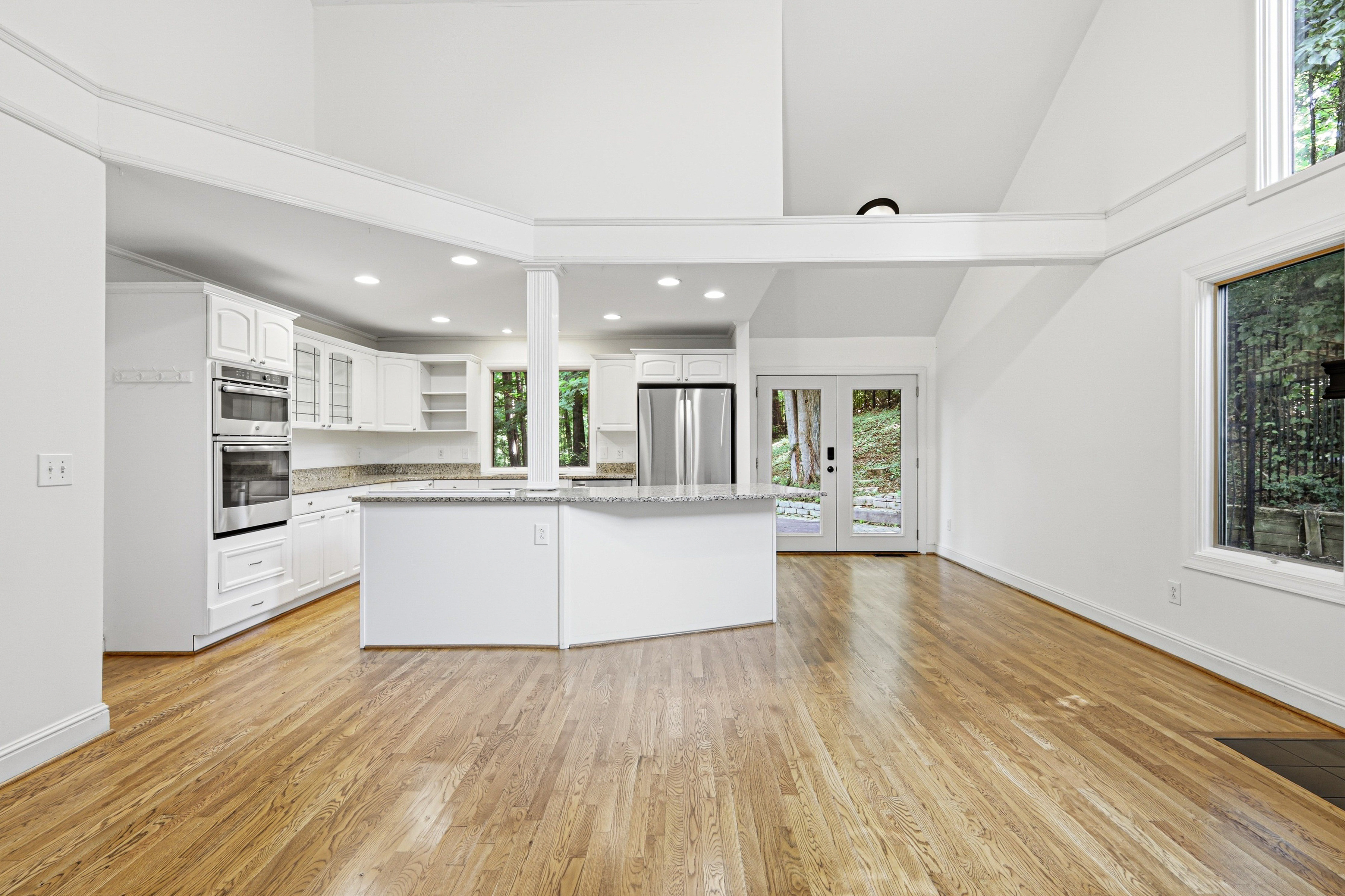 Photo 44 of 84 of 7030 Willowick Dr, Brentwood, TN