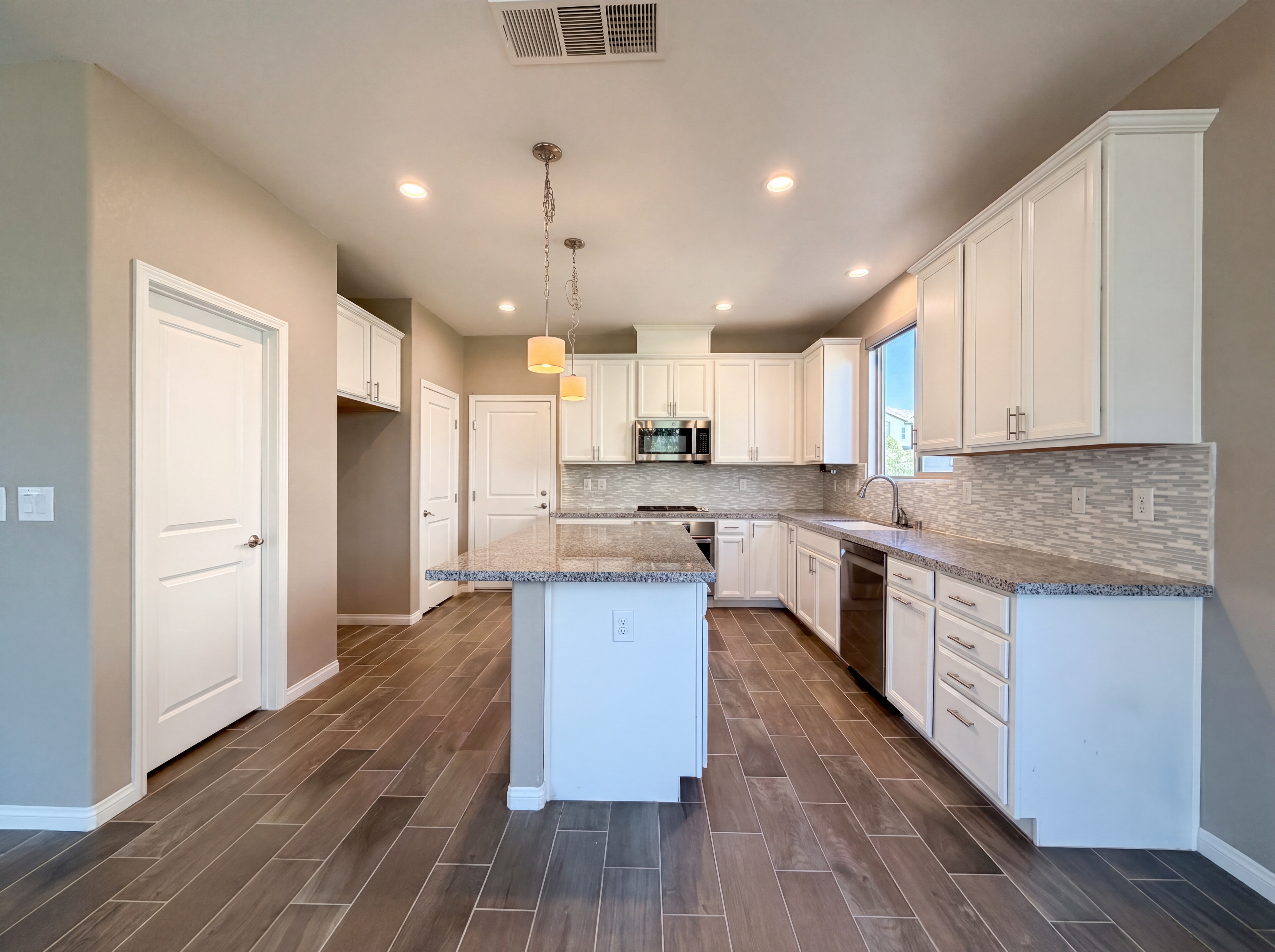 Photo 2 of 21 of 6586 Dolian Creek St, Las Vegas, NV