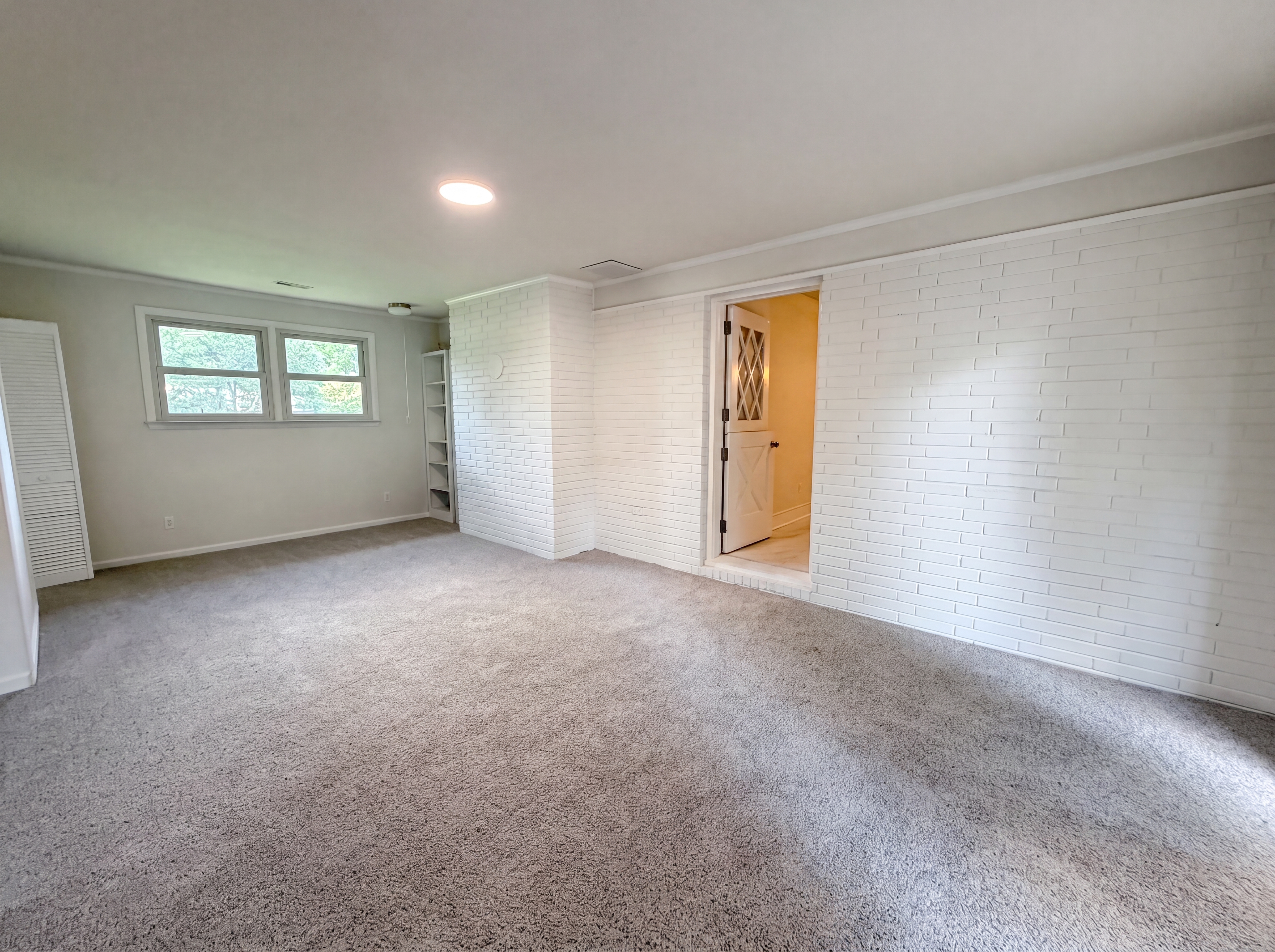 Photo 9 of 17 of 1911 Amberhill Ln, Charlotte, NC