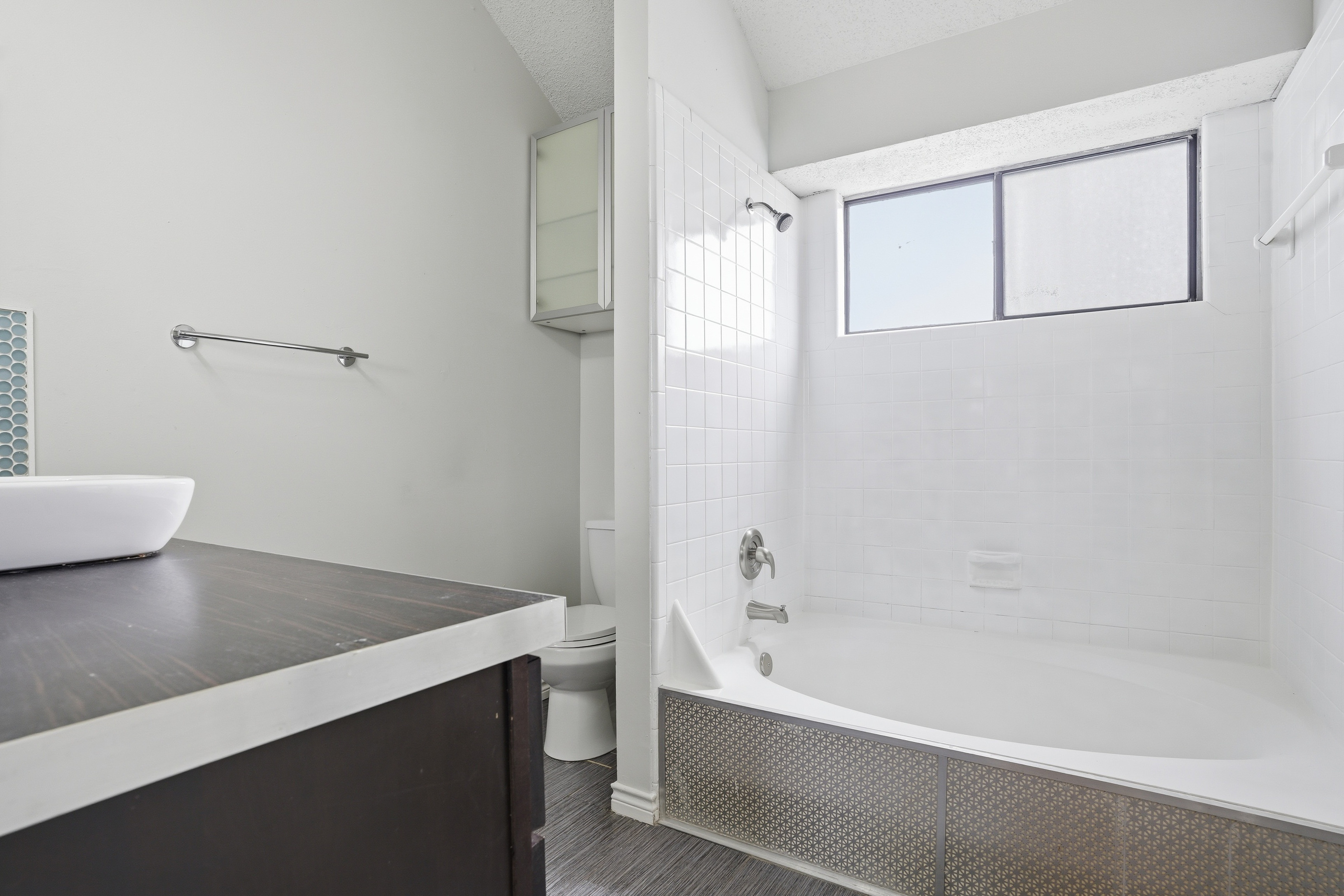 Photo 26 of 31 of 2142 Falcon Ridge Dr, Carrollton, TX