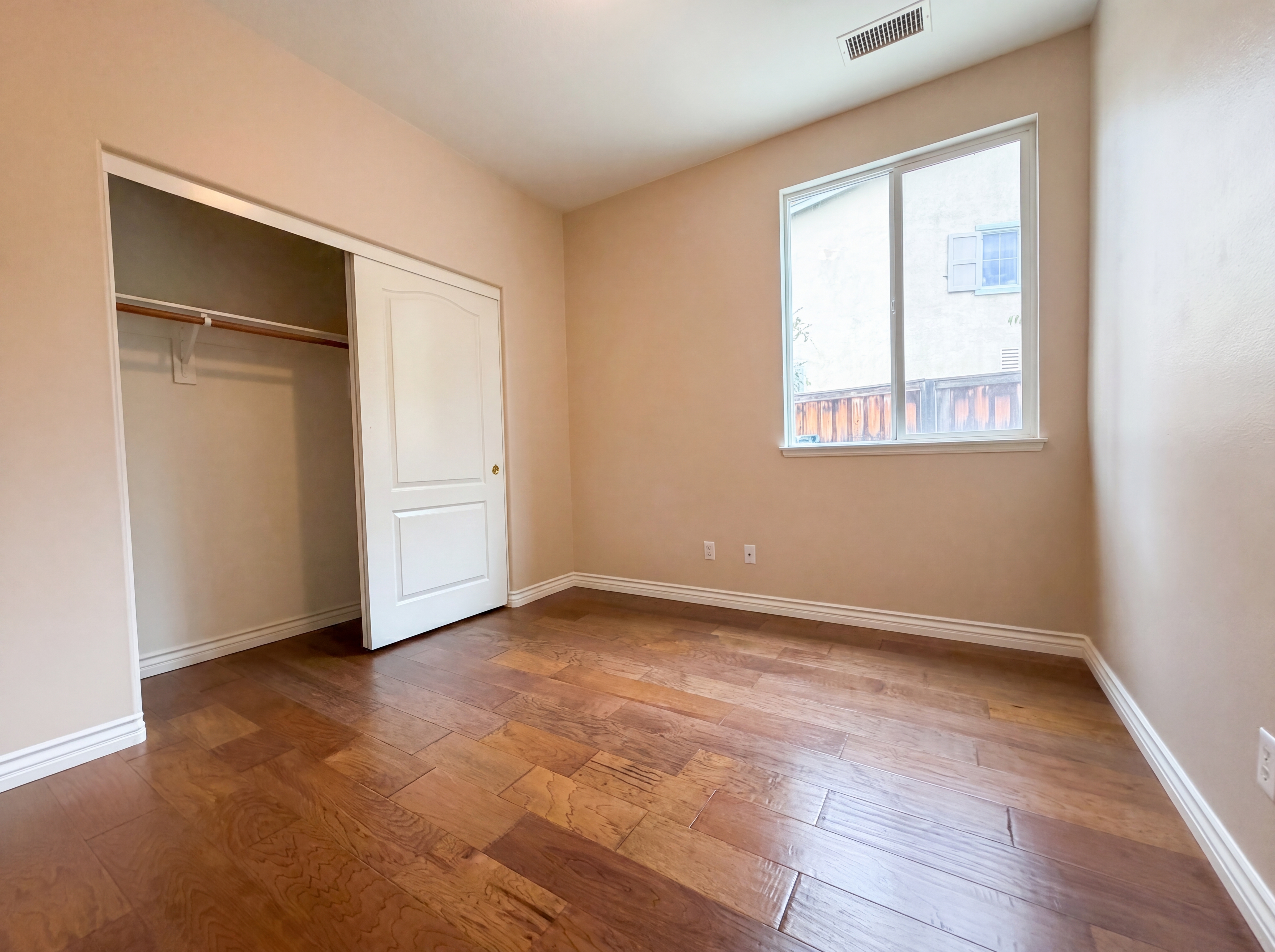 Photo 17 of 40 of 5737 Rosecroft Ct, Rancho Cucamonga, CA