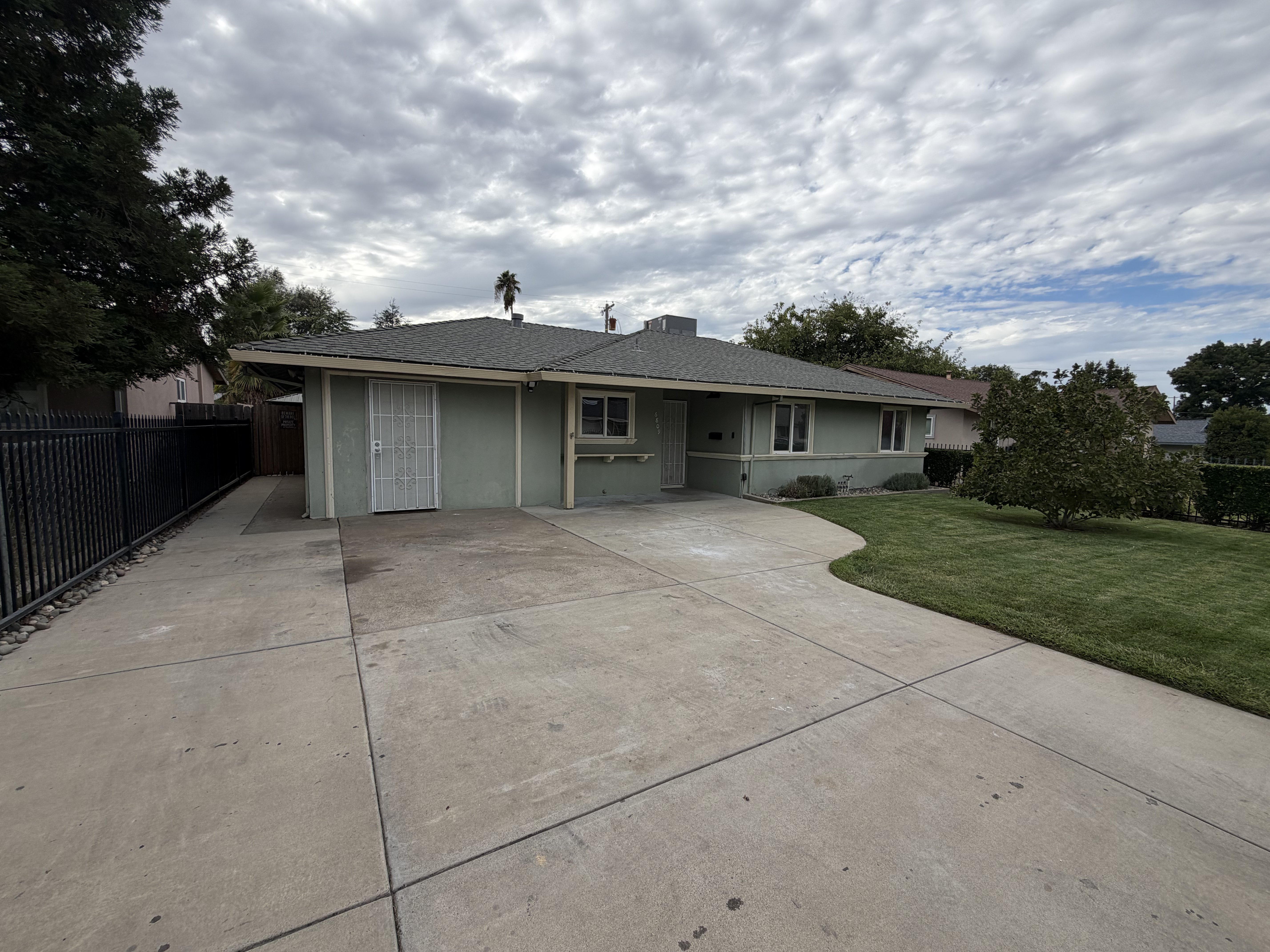 Photo 24 of 27 of 6809 Weddigen Way, North Highlands, CA