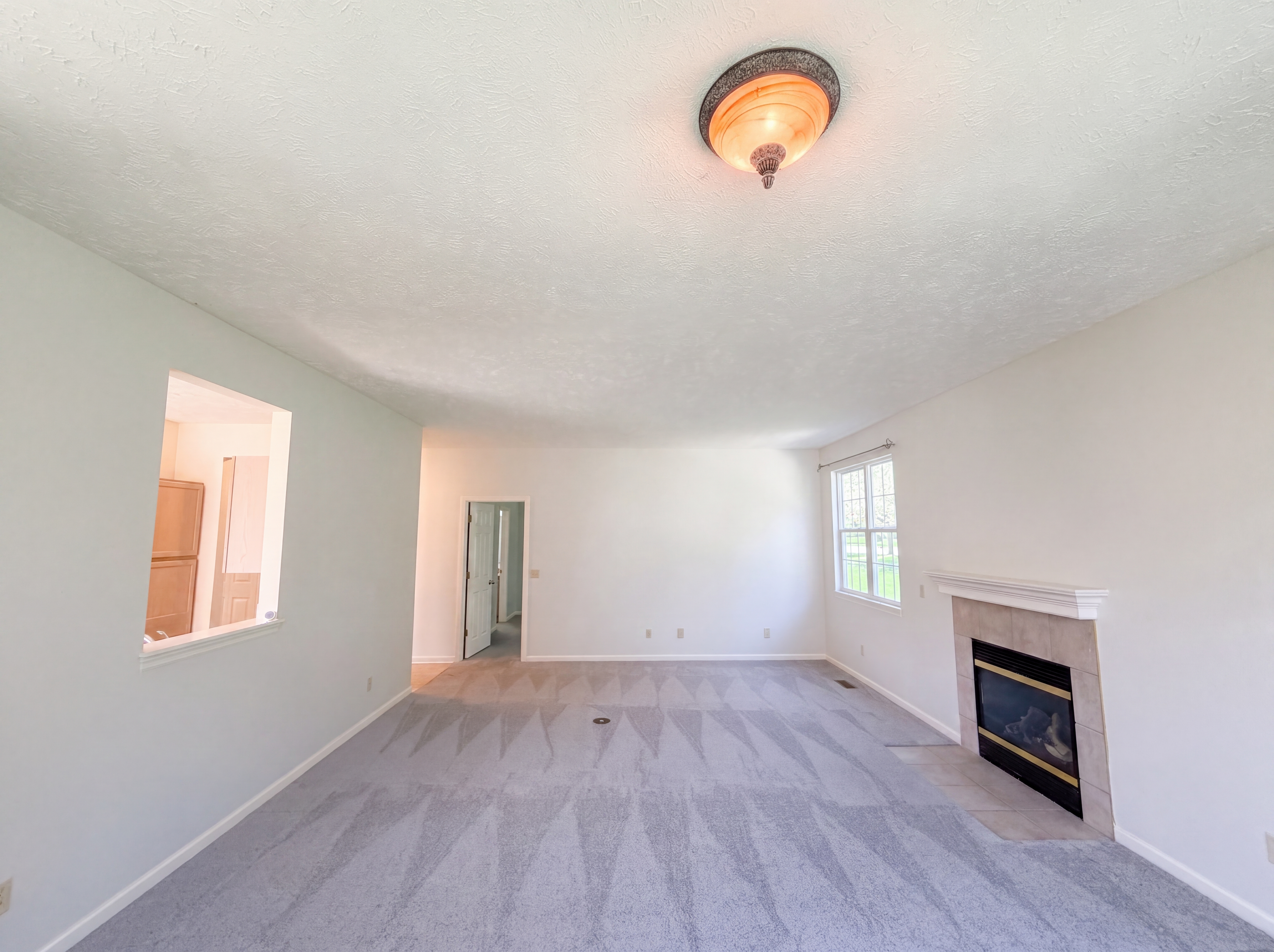 Photo 3 of 20 of 8757 Roberts Ct, Olmsted Falls, OH