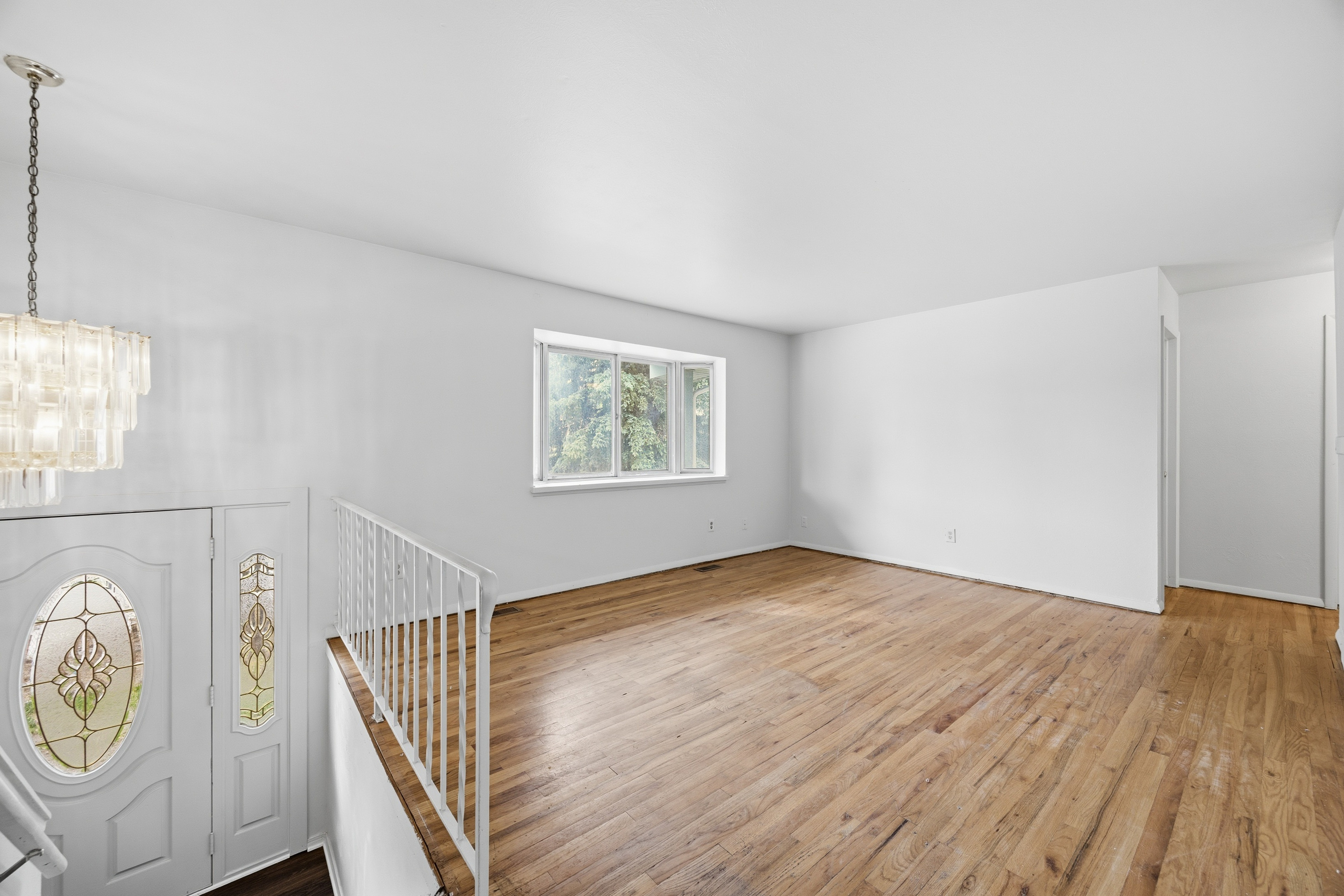 Photo 10 of 49 of 228 Fairfax St, Colorado Springs, CO