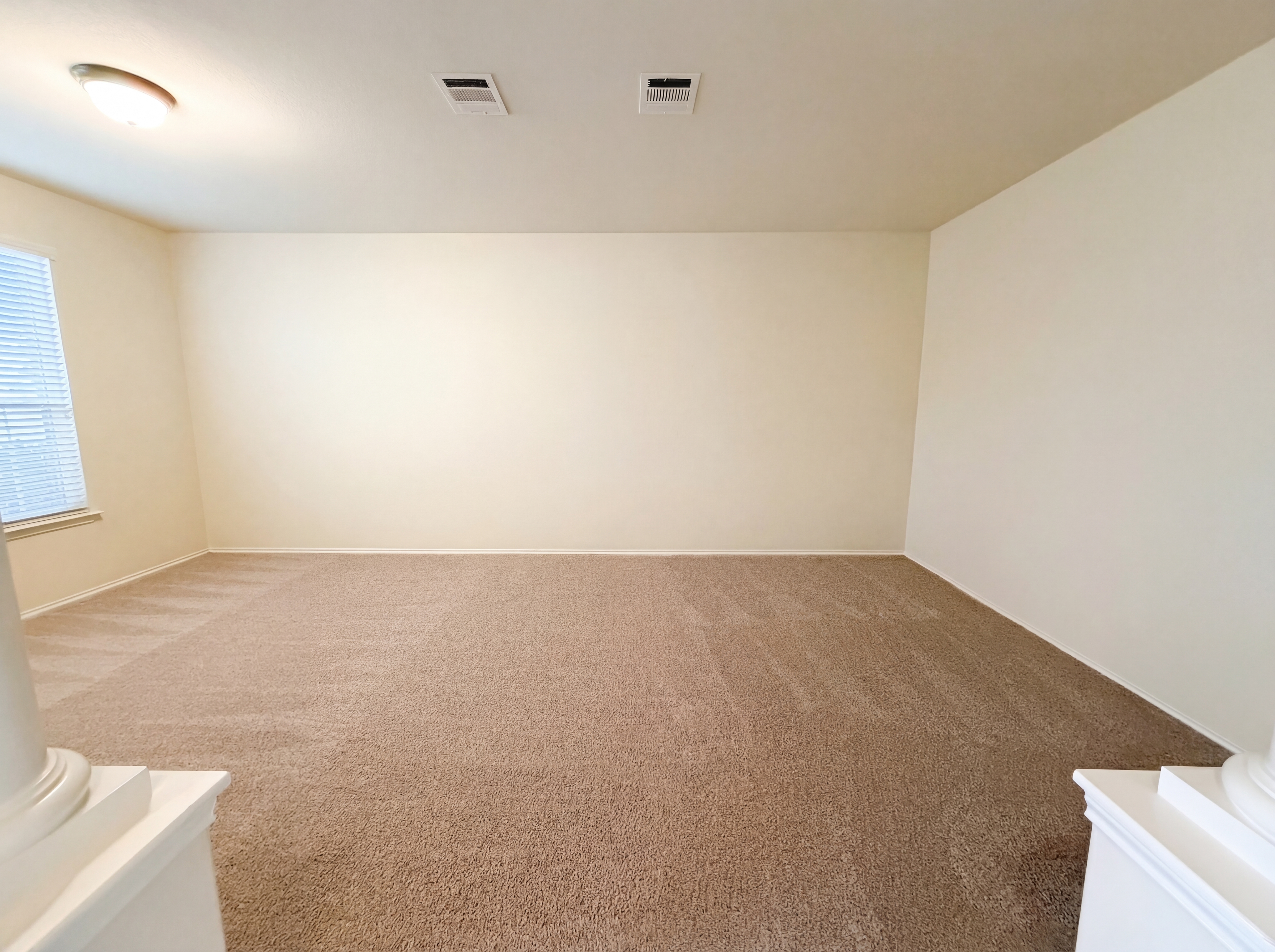 Photo 9 of 24 of 6206 Suellen Ln, Killeen, TX
