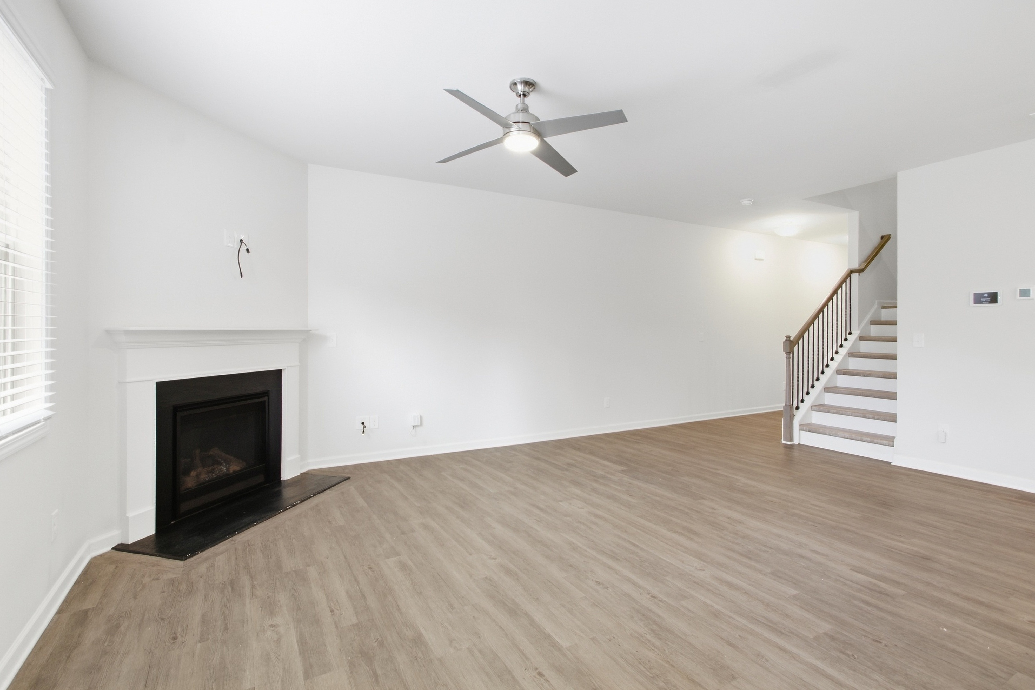 Photo 3 of 20 of 208 Bluffton Ct, Acworth, GA