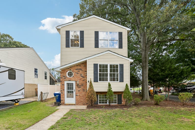 Main view of property